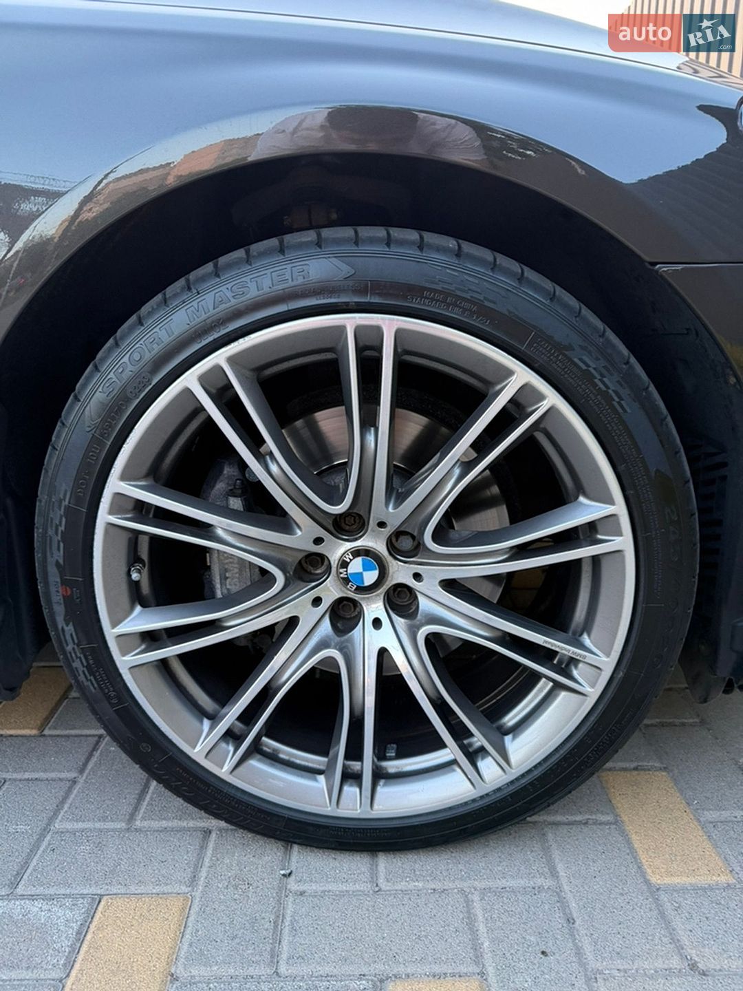 BMW 7 Series 2016 VIN WBA7C410X0G640121 фото оголошення 24 з 30