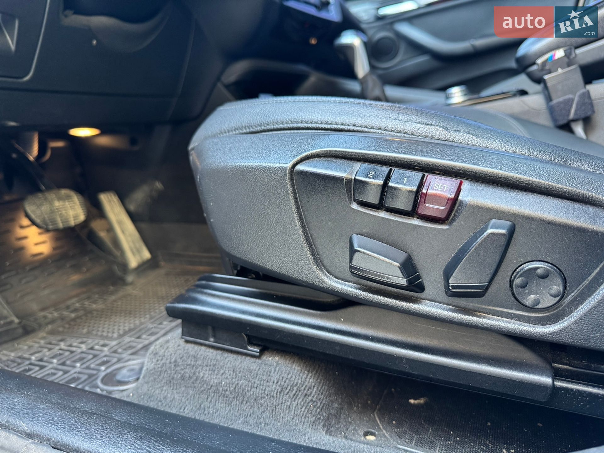 BMW X1 2015 VIN WBXHT3C31GP880678 фото оголошення 38 з 47