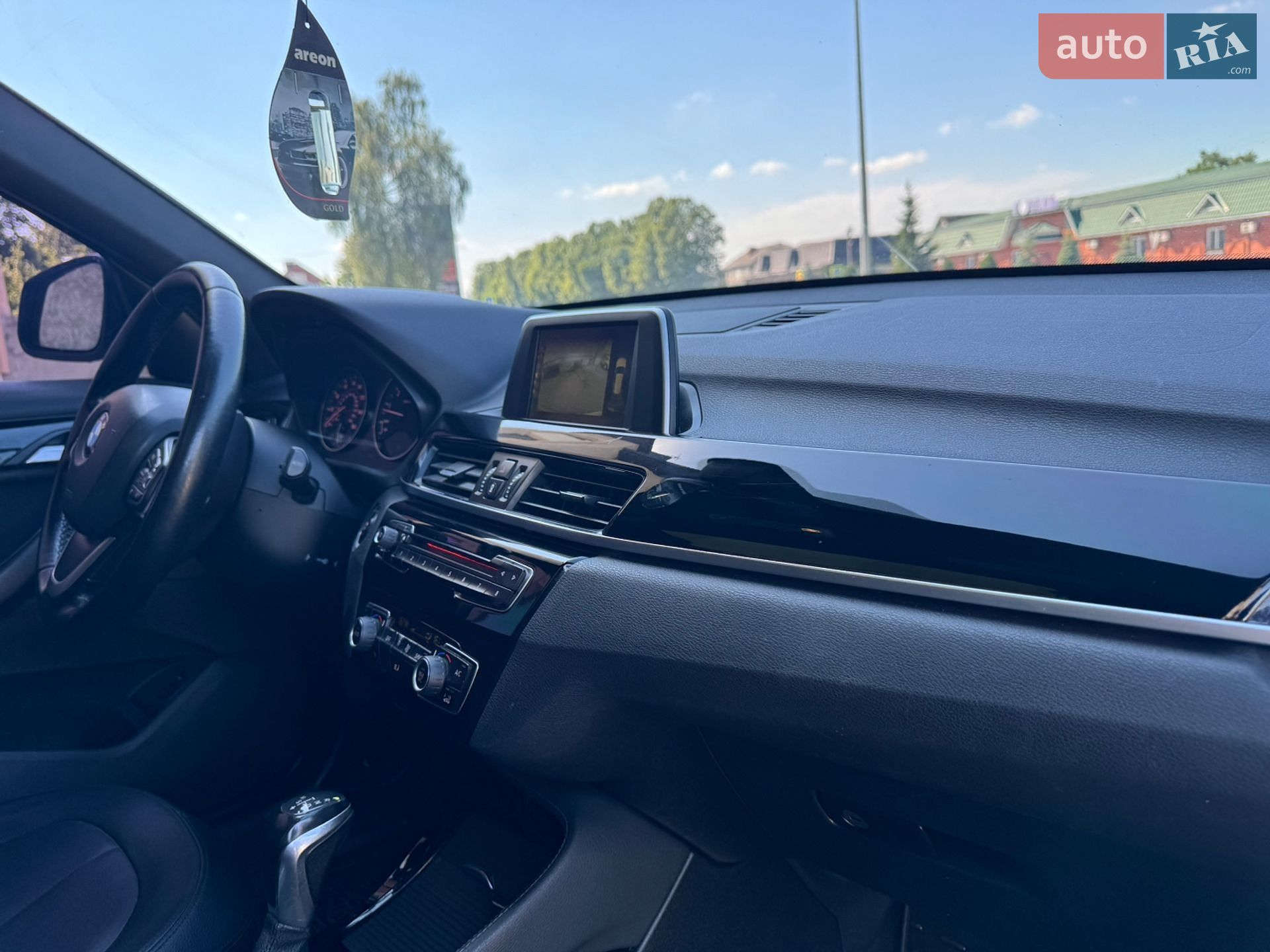 BMW X1 2015 VIN WBXHT3C31GP880678 фото оголошення 40 з 47