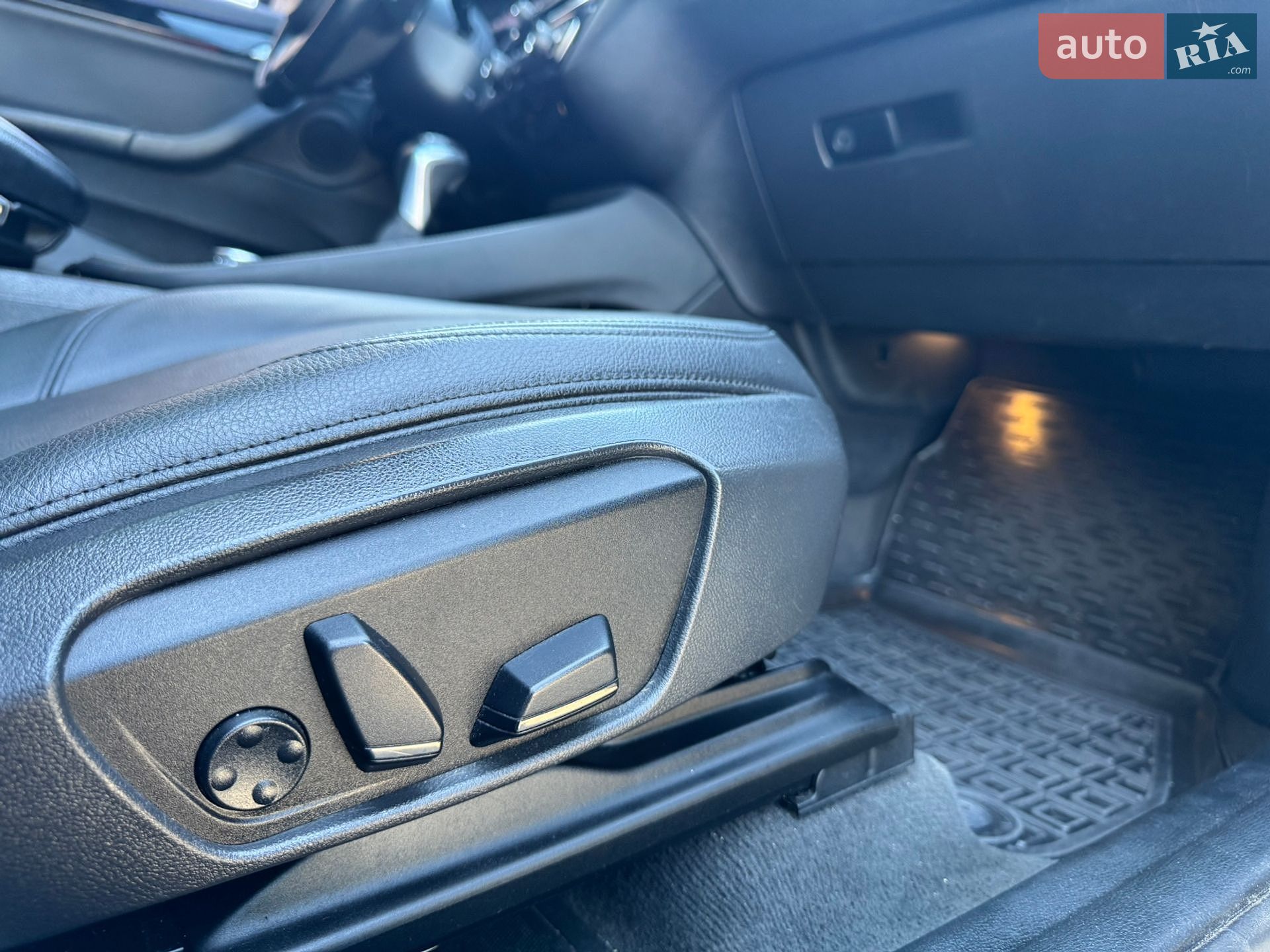 BMW X1 2015 VIN WBXHT3C31GP880678 фото оголошення 41 з 47