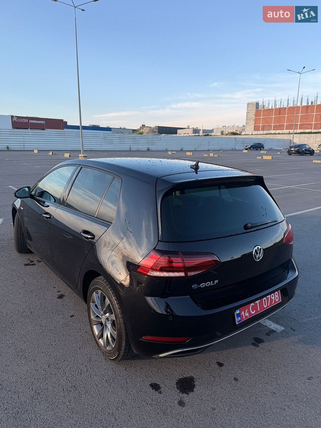 Volkswagen e-Golf 2017 VIN WVWZZZAUZH8950477 фото оголошення 7 з 36