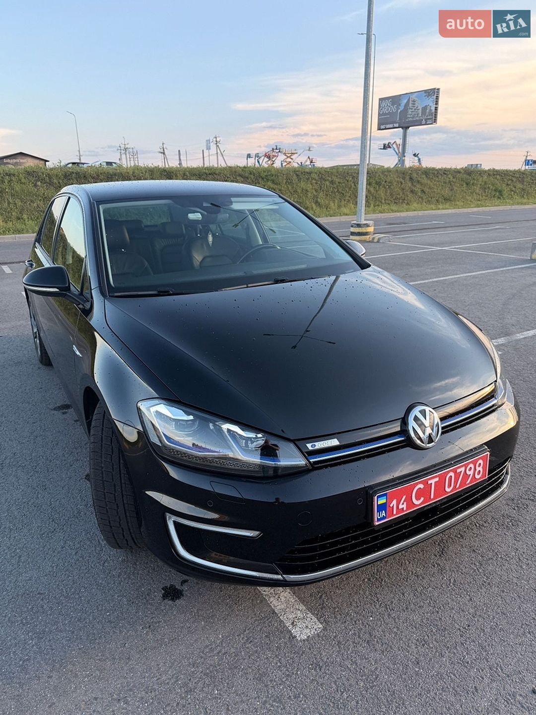 Volkswagen e-Golf 2017 VIN WVWZZZAUZH8950477 фото оголошення 18 з 36