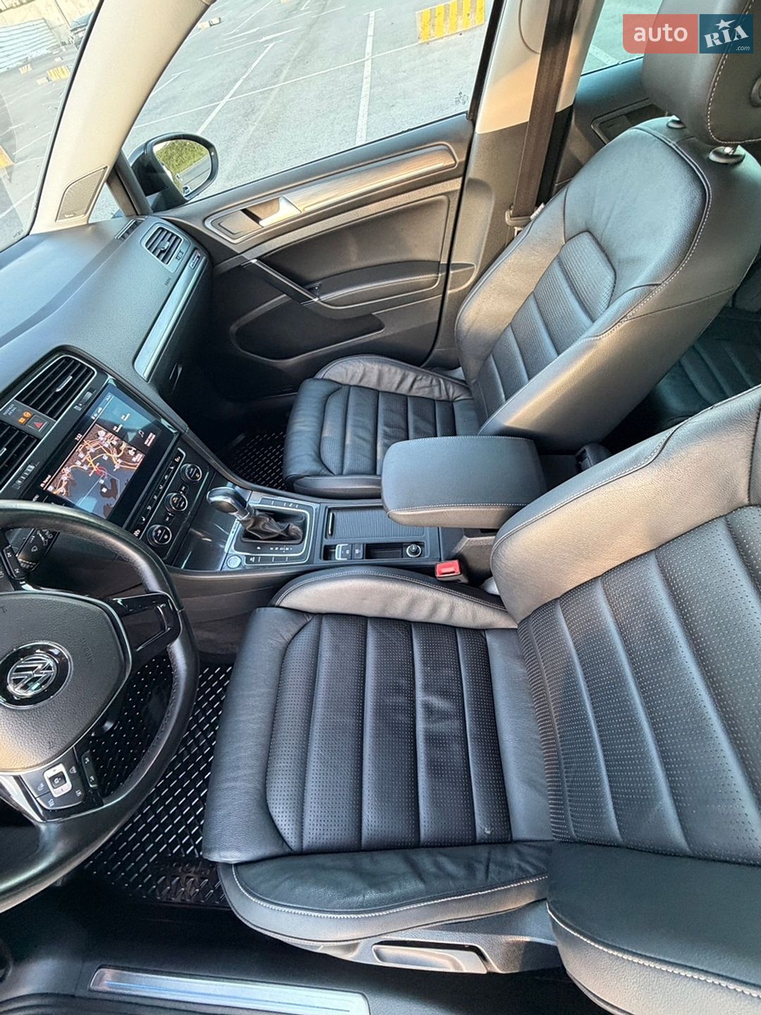 Volkswagen e-Golf 2017 VIN WVWZZZAUZH8950477 фото оголошення 31 з 36