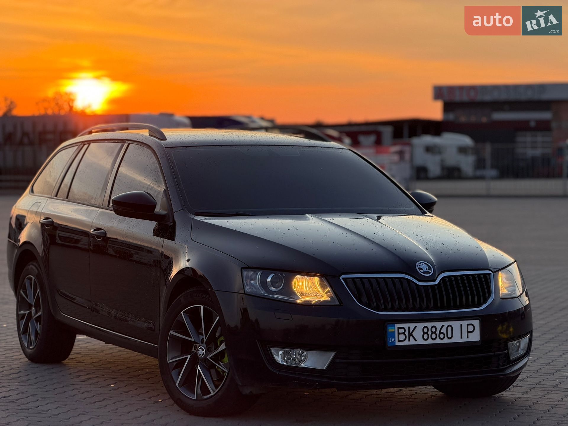 Skoda Octavia 2013 VIN TMBJJ7NE9E0056671 фото оголошення 2 з 17