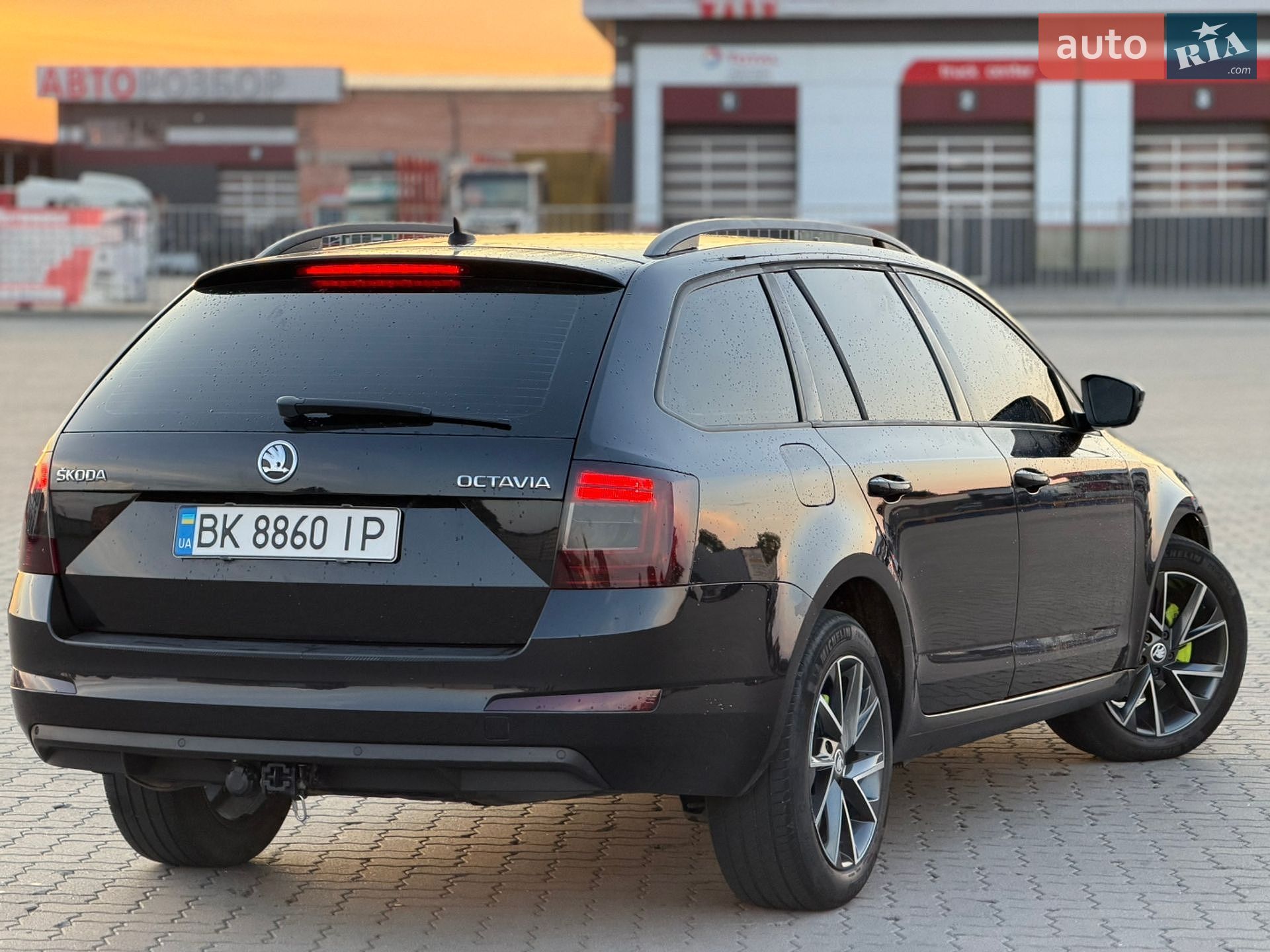Skoda Octavia 2013 VIN TMBJJ7NE9E0056671 фото оголошення 3 з 17