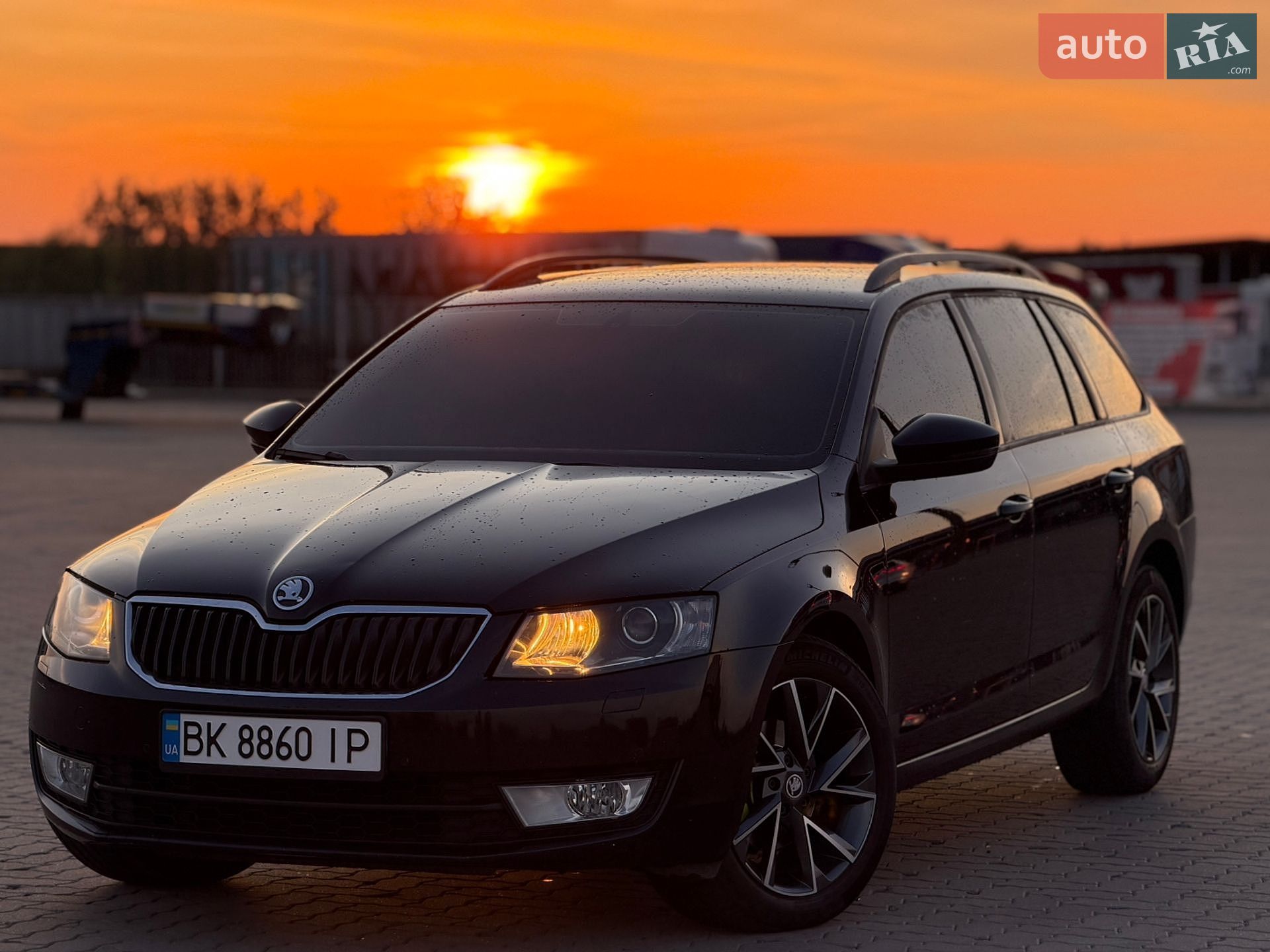 Skoda Octavia 2013 VIN TMBJJ7NE9E0056671 фото оголошення 8 з 17