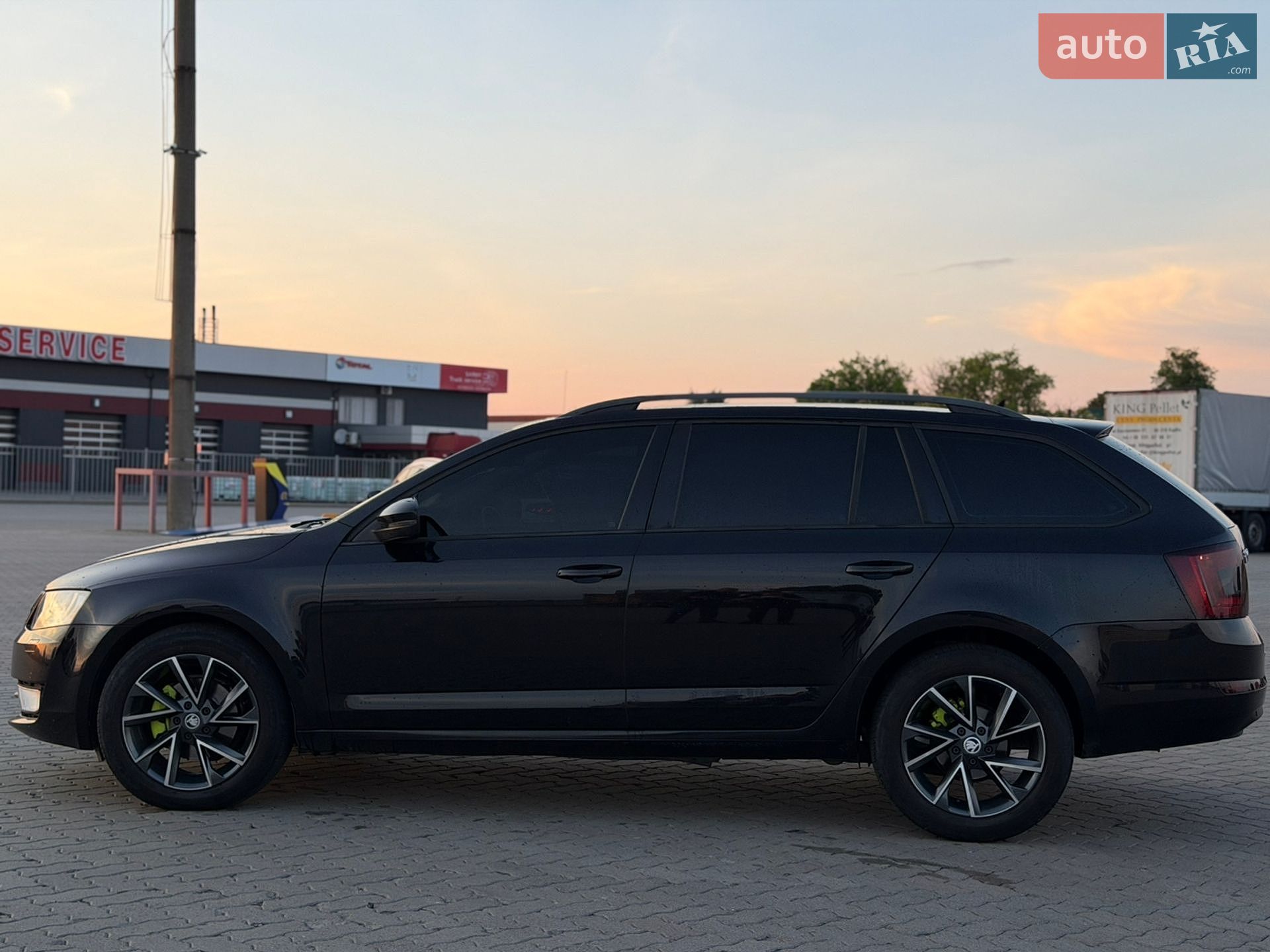 Skoda Octavia 2013 VIN TMBJJ7NE9E0056671 фото оголошення 10 з 17