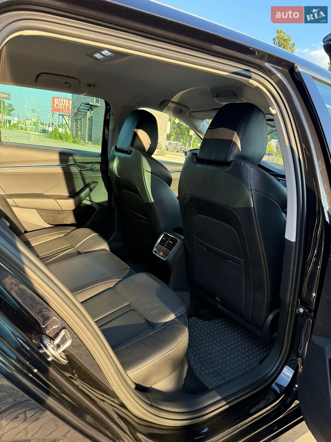 Skoda Octavia 2021 VIN TMBLJ0NX2NY029119 фото оголошення 31 з 45