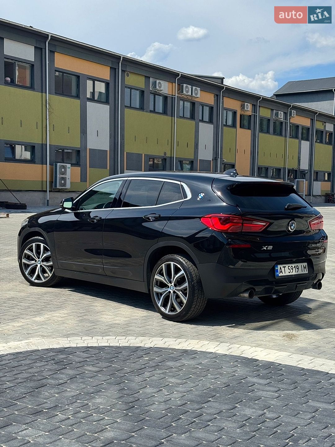 BMW X2 2018 VIN WBXYJ5C3XJEF72481 фото оголошення 4 з 21