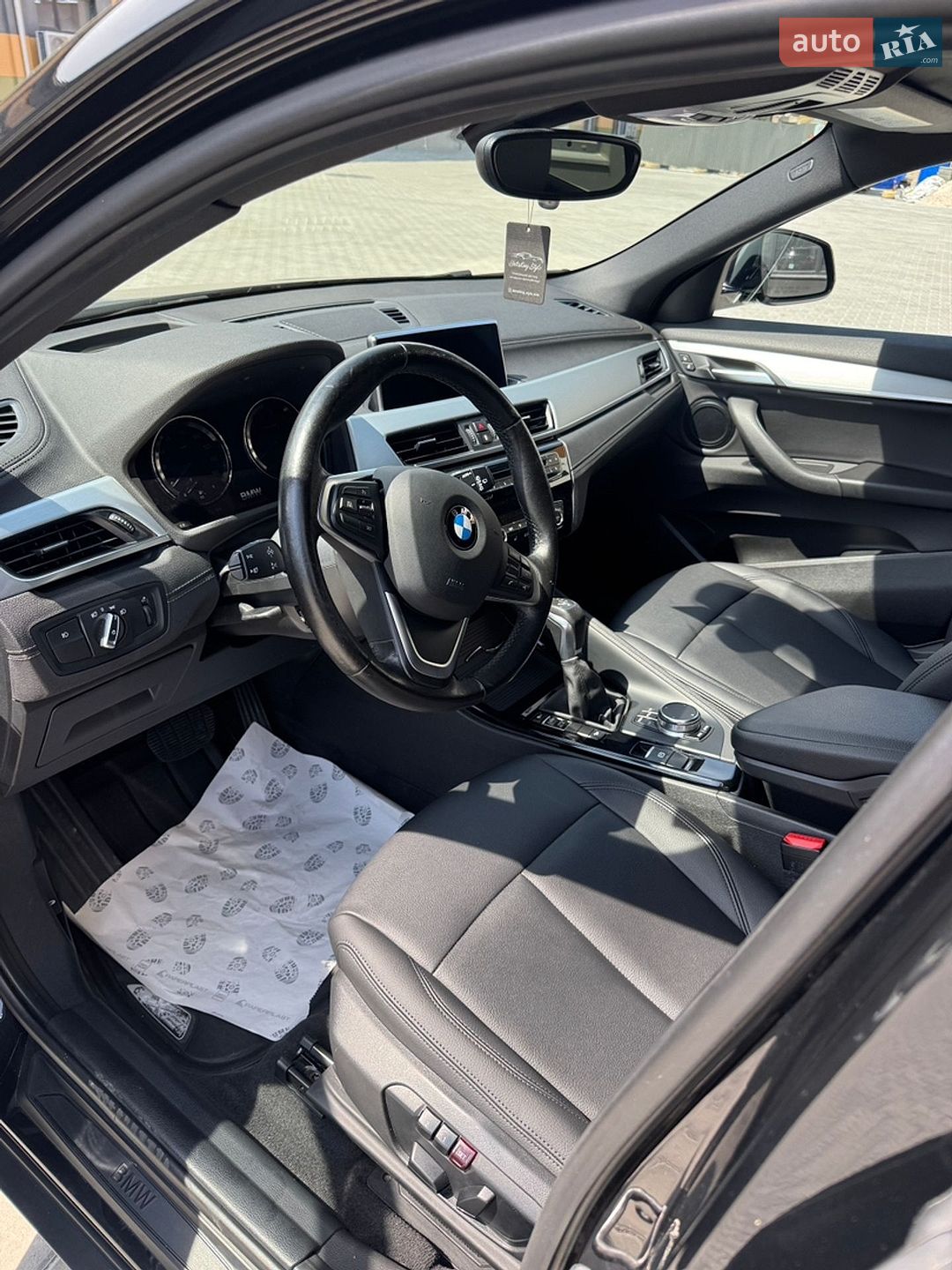 BMW X2 2018 VIN WBXYJ5C3XJEF72481 фото оголошення 10 з 21