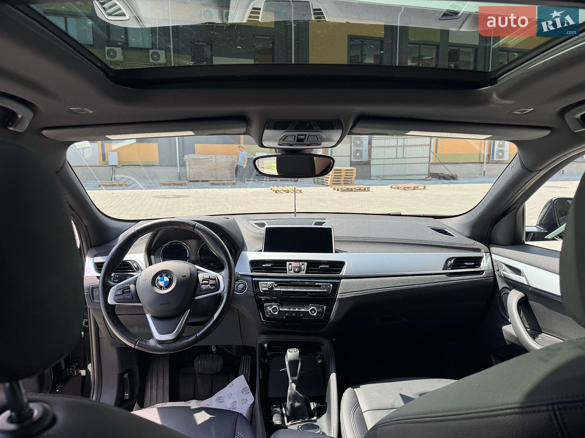 BMW X2 2018 VIN WBXYJ5C3XJEF72481 фото оголошення 13 з 21