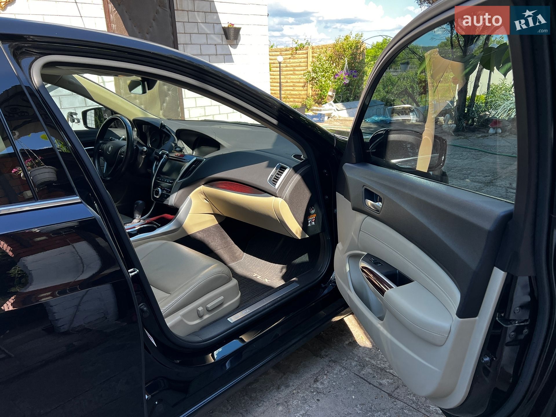 Acura TLX 2014 VIN 19UUB1650FA700131 фото оголошення 13 з 20
