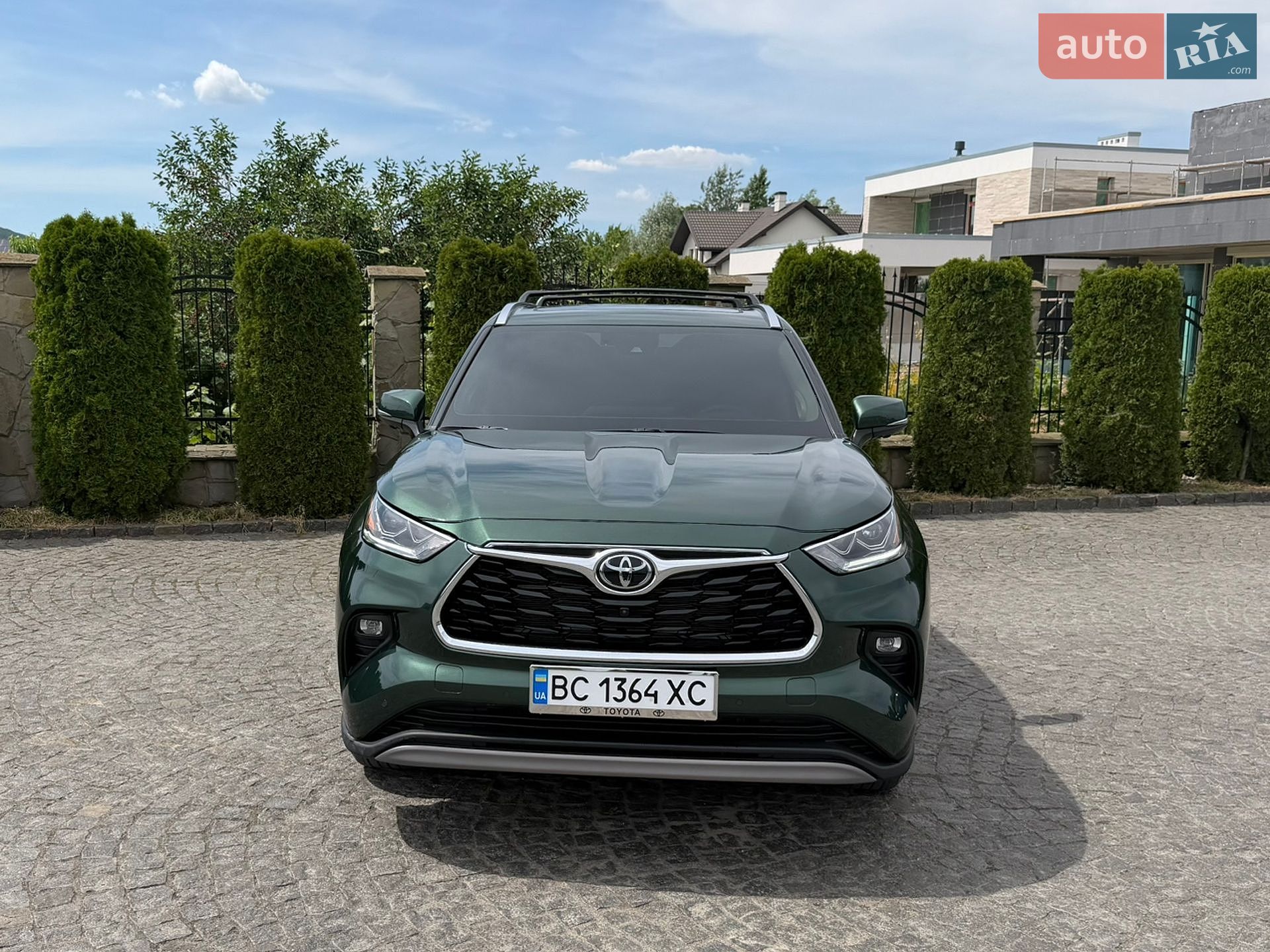 Toyota Highlander 2025 VIN 5TDEBRCHXSS669947 фото оголошення 11 з 78