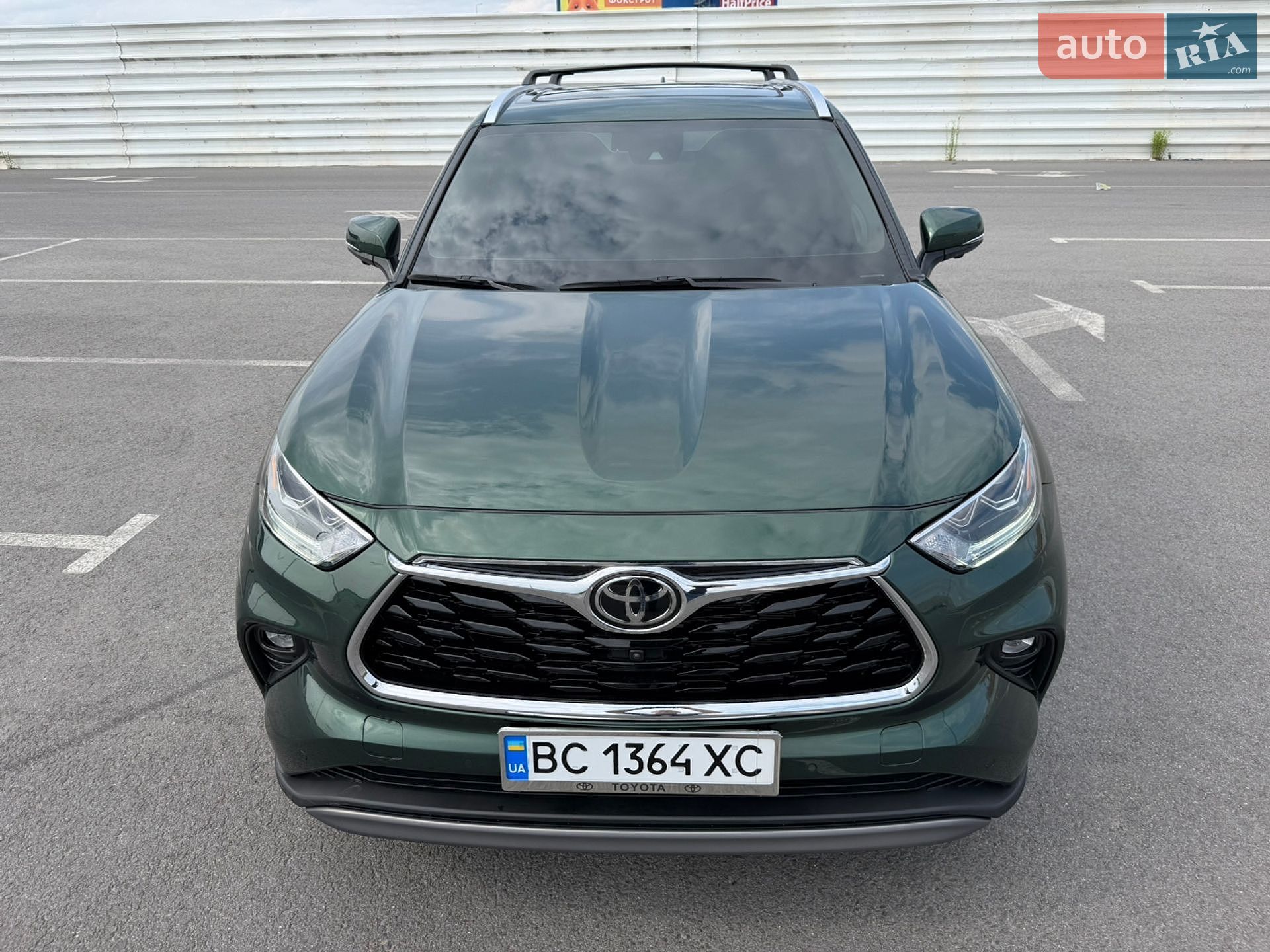 Toyota Highlander 2025 VIN 5TDEBRCHXSS669947 фото оголошення 12 з 78