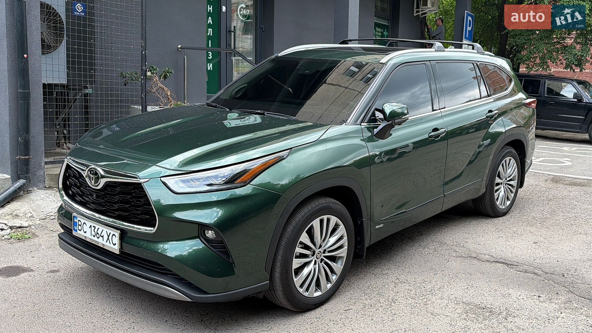 Toyota Highlander 2025 VIN 5TDEBRCHXSS669947 фото оголошення 41 з 78
