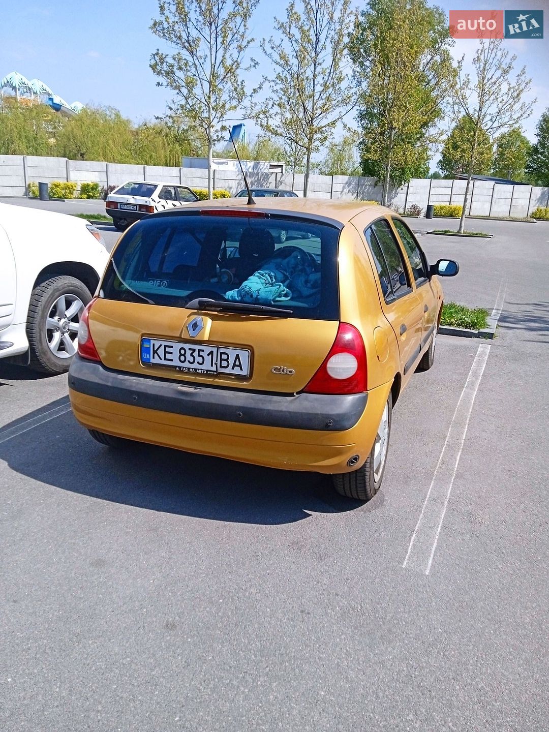 Renault Clio 2002 VIN VF1BB130A26104353 фото оголошення 2 з 5