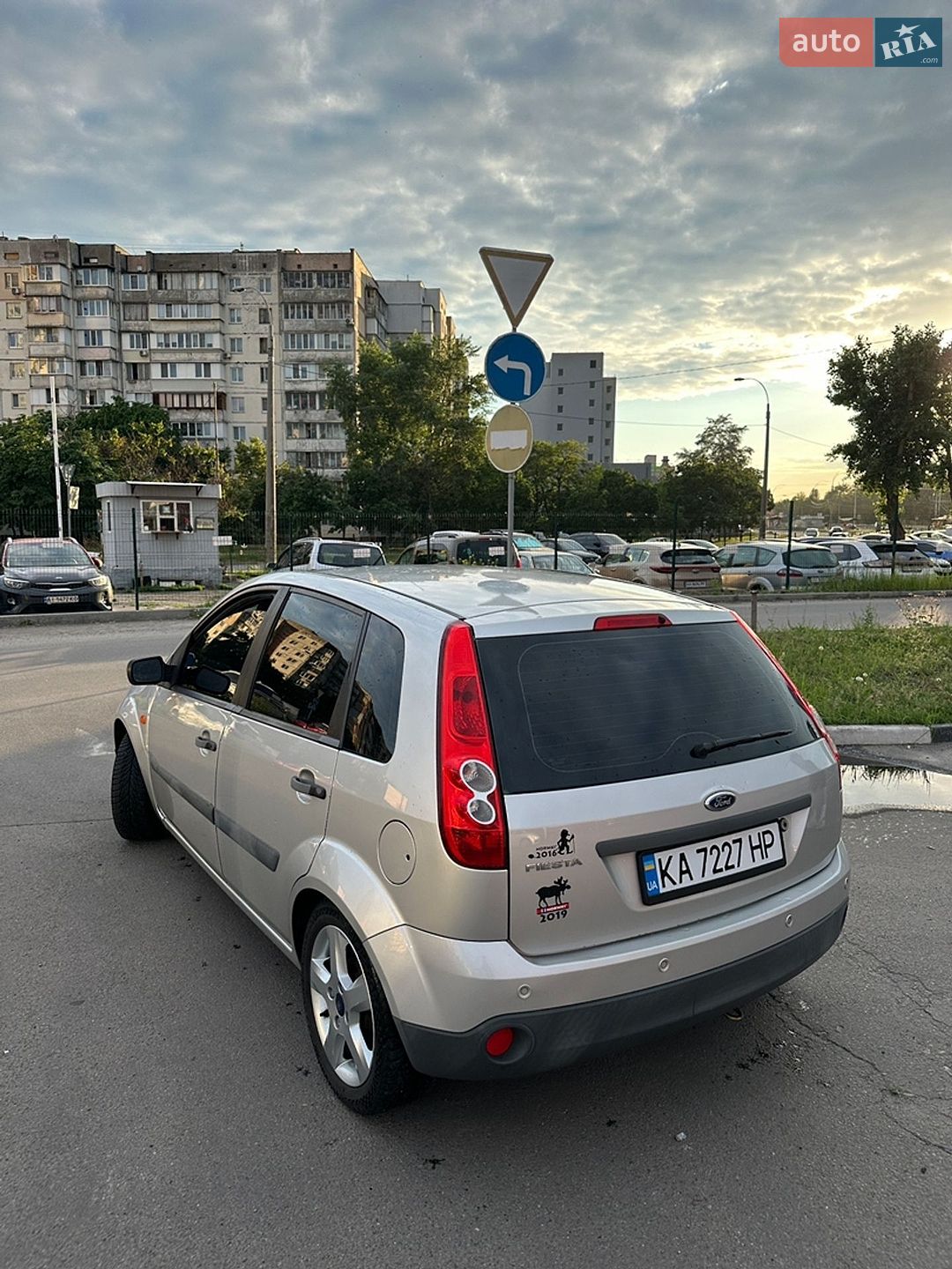Ford Fiesta 2006 VIN WF0HXXGAJH6R10832 фото оголошення 2 з 42