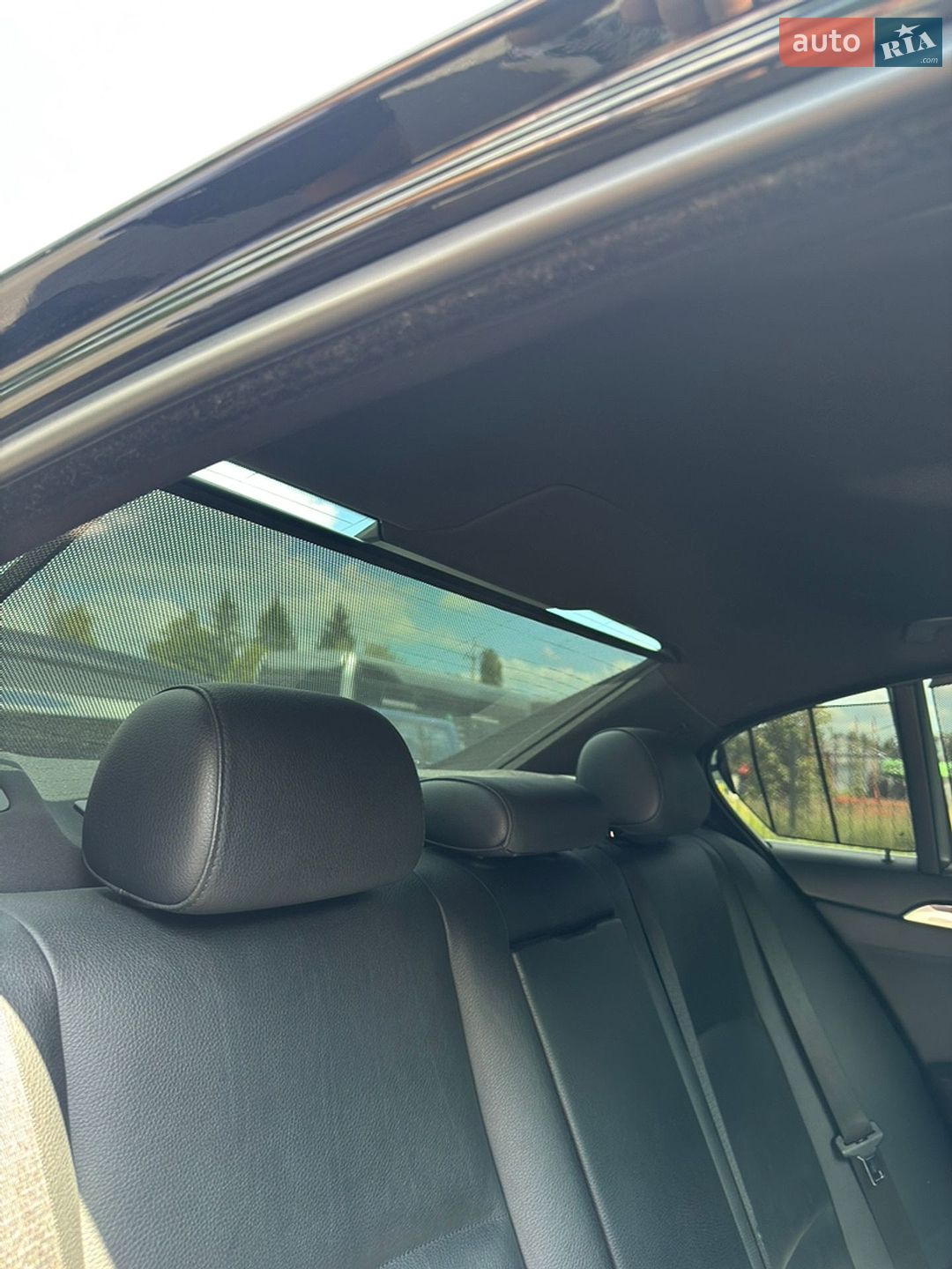BMW 5 Series 2010 VIN WBAFR7C56BC267111 фото оголошення 8 з 37