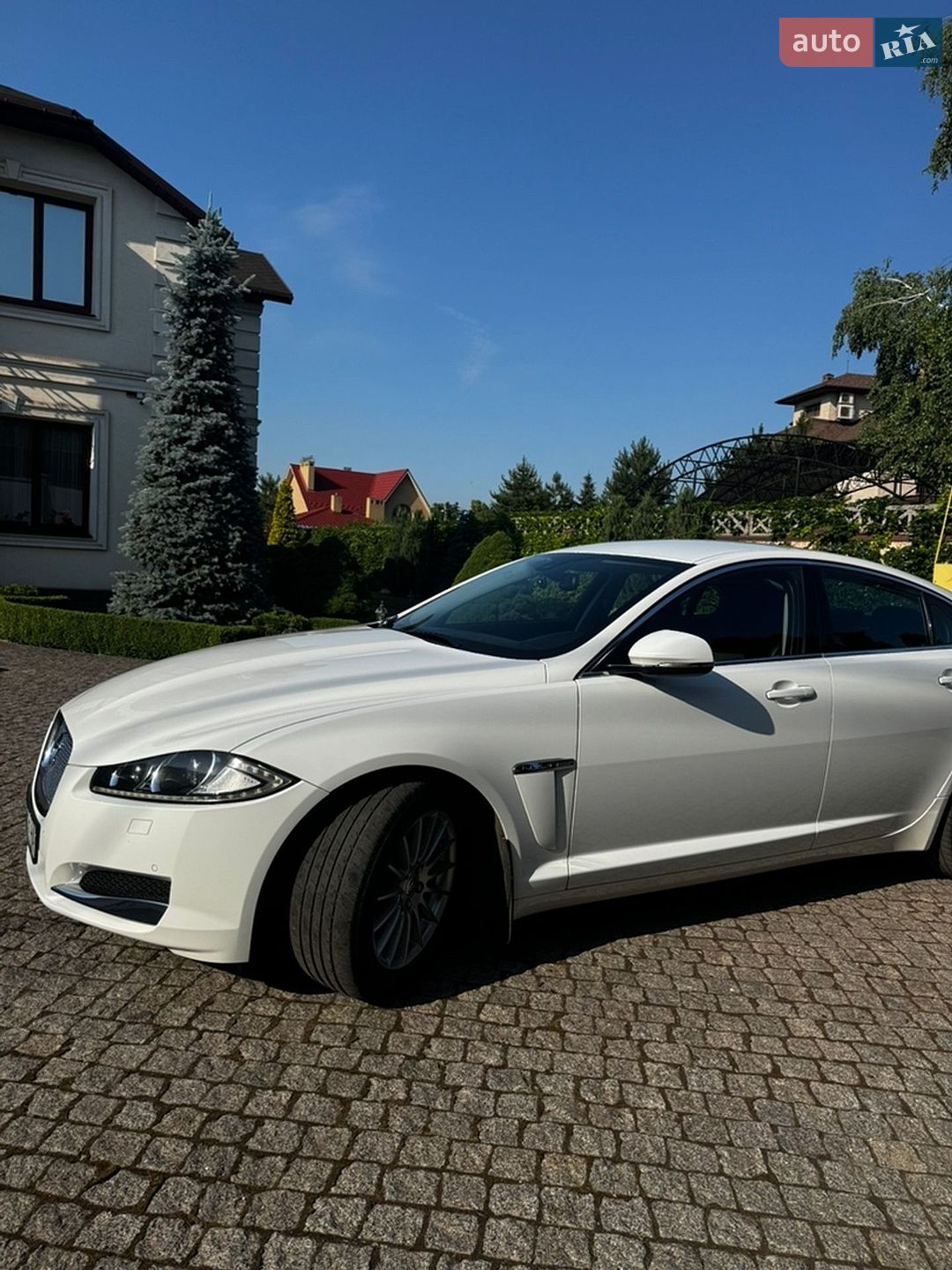Jaguar XF 2012 VIN SAJAA04H2CFS53342 фото оголошення 5 з 13