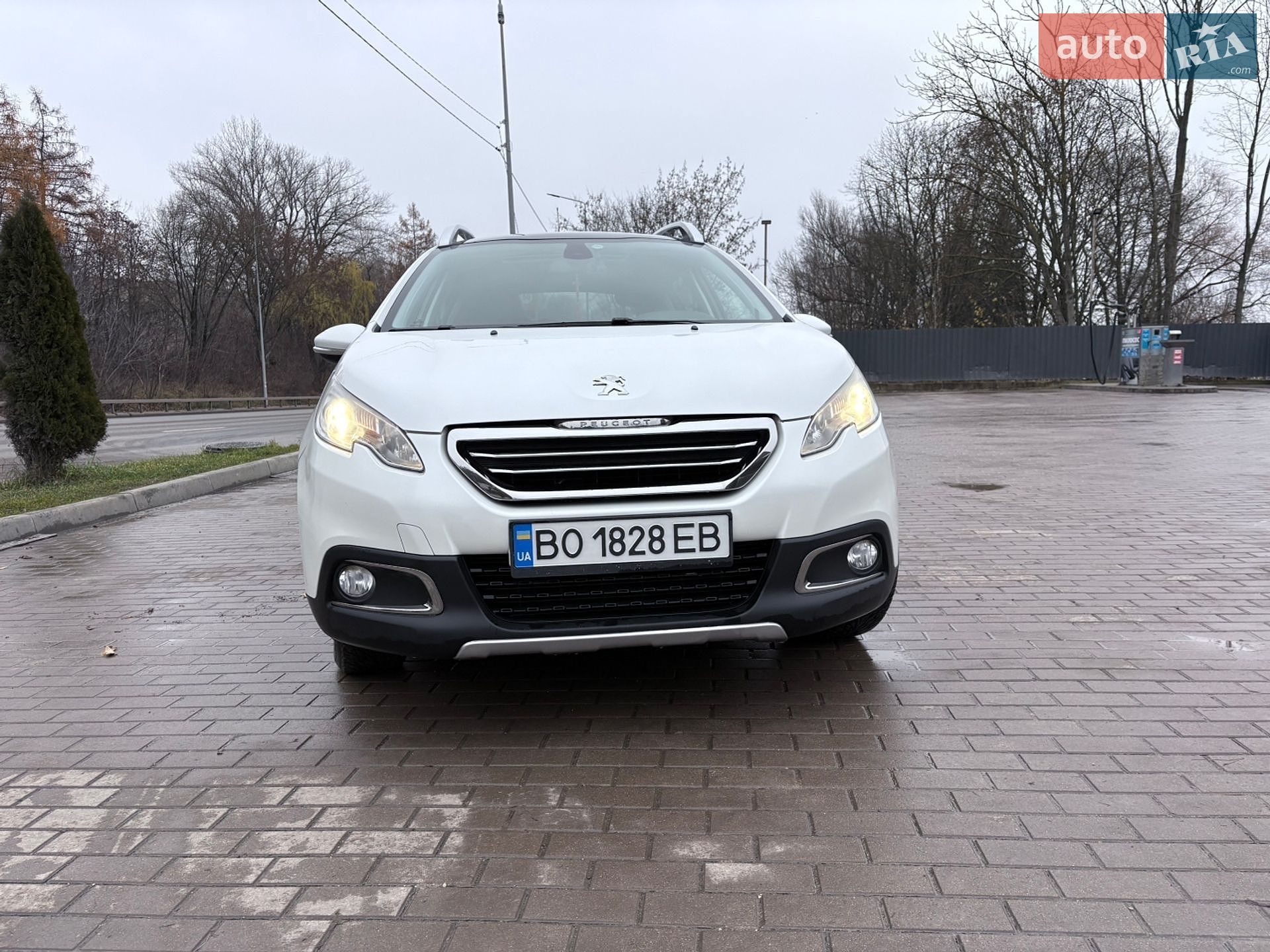 Peugeot 2008 2016 VIN VF3CUHMZ0GY047535 фото оголошення 3 з 20