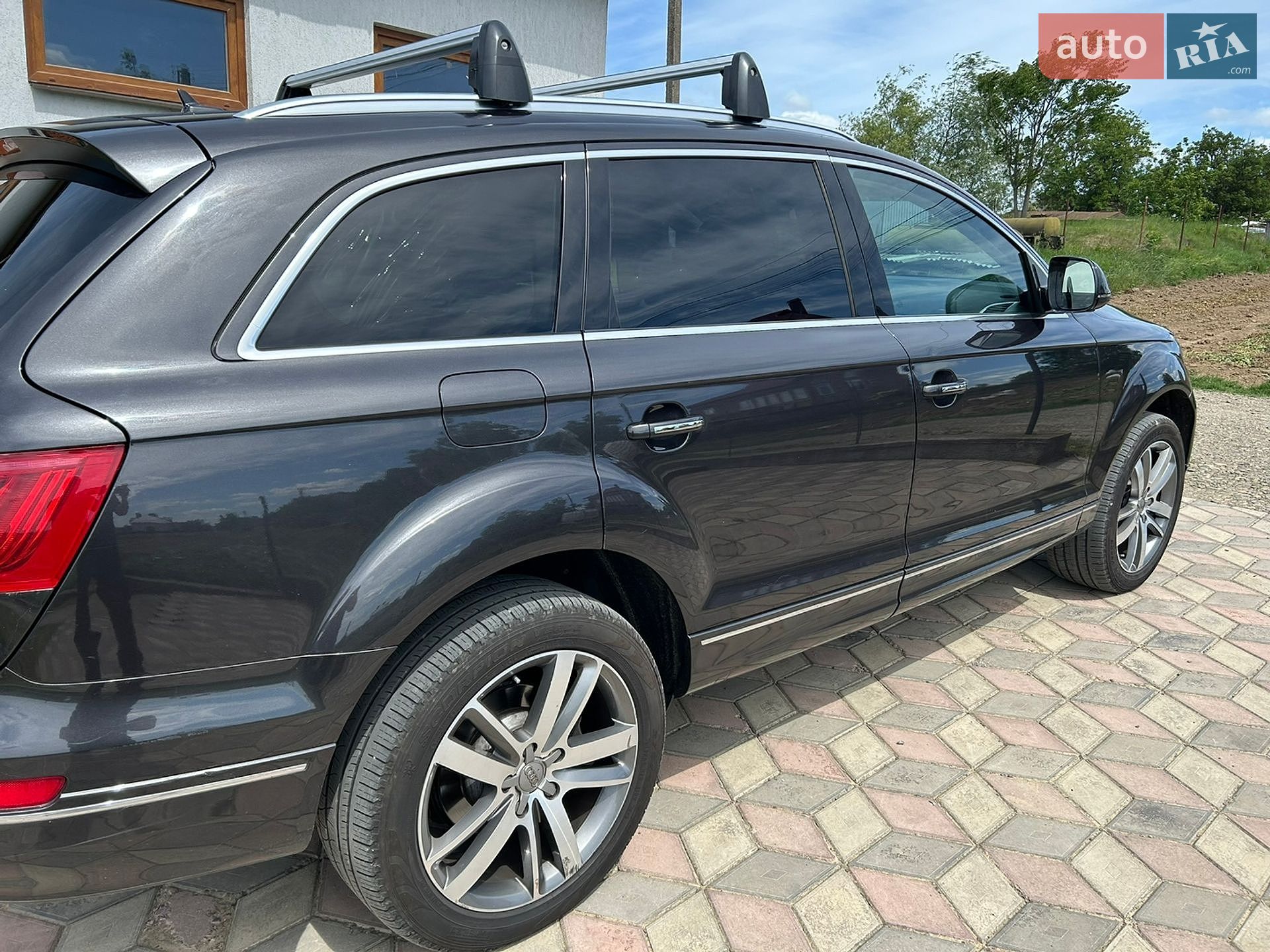 Audi Q7 2012 VIN WA1LMAFE3DD004109 фото оголошення 3 з 15