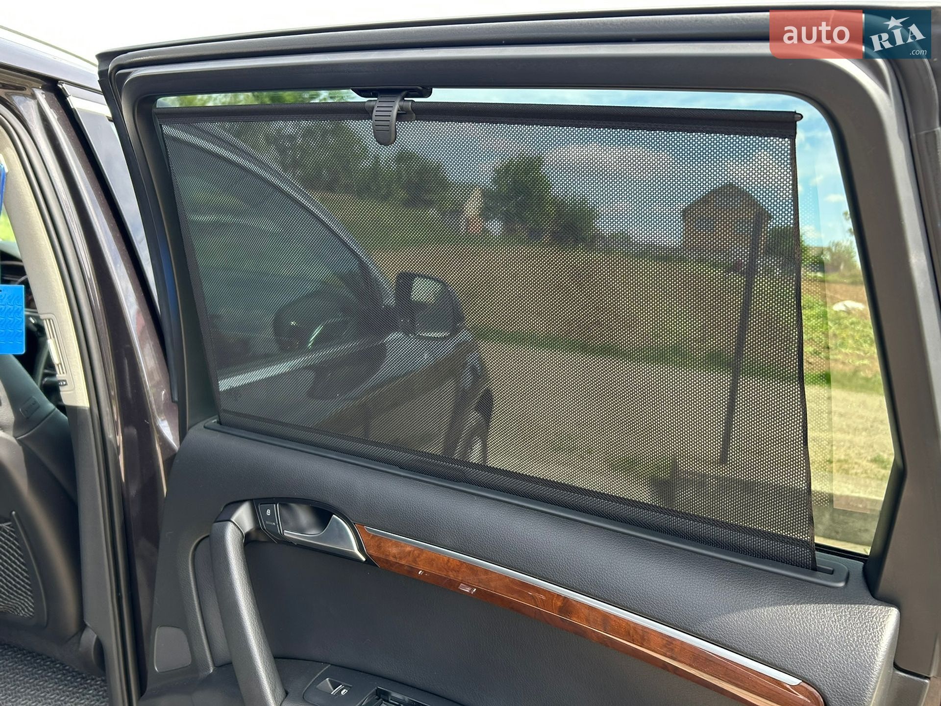 Audi Q7 2012 VIN WA1LMAFE3DD004109 фото оголошення 10 з 15