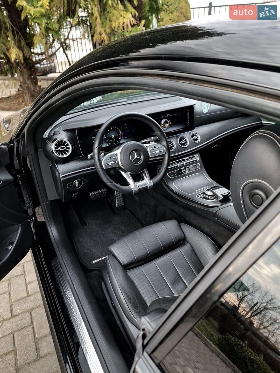 Mercedes-Benz E-Class 2019 VIN WDD1J6HB2KF109172 фото оголошення 26 з 44