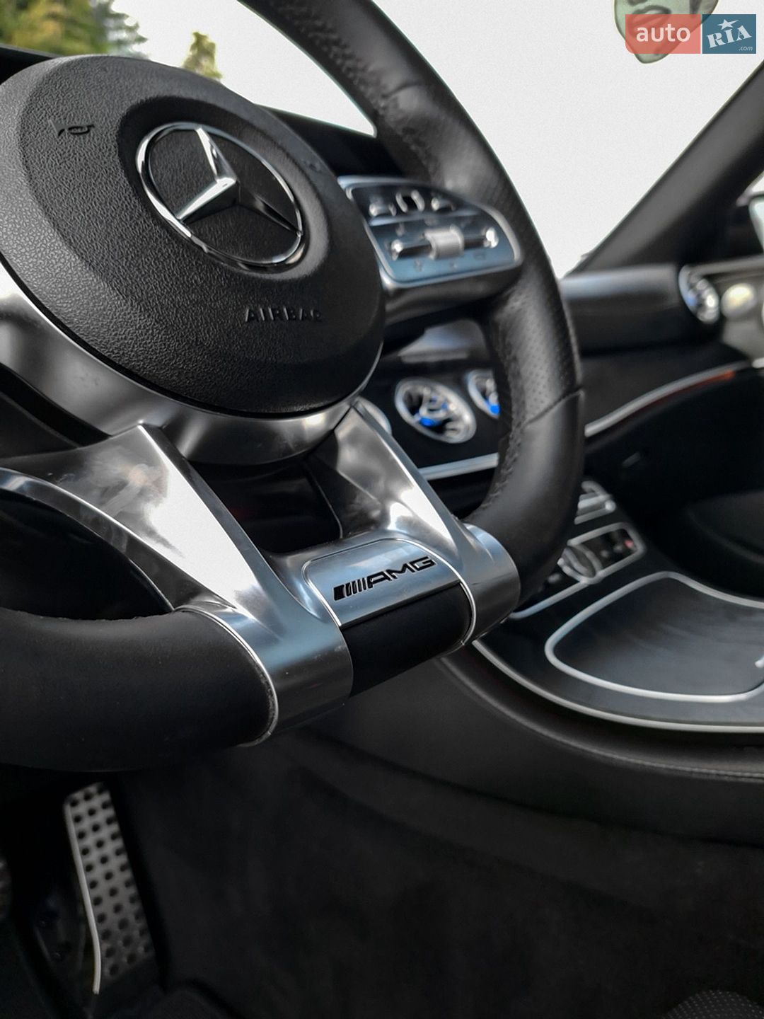 Mercedes-Benz E-Class 2019 VIN WDD1J6HB2KF109172 фото оголошення 28 з 44