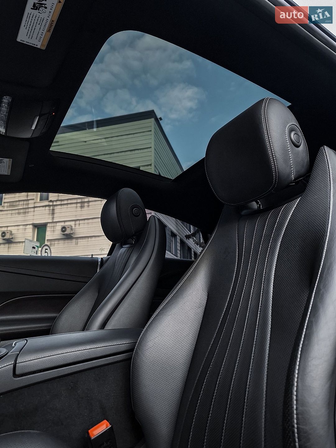 Mercedes-Benz E-Class 2019 VIN WDD1J6HB2KF109172 фото оголошення 31 з 44