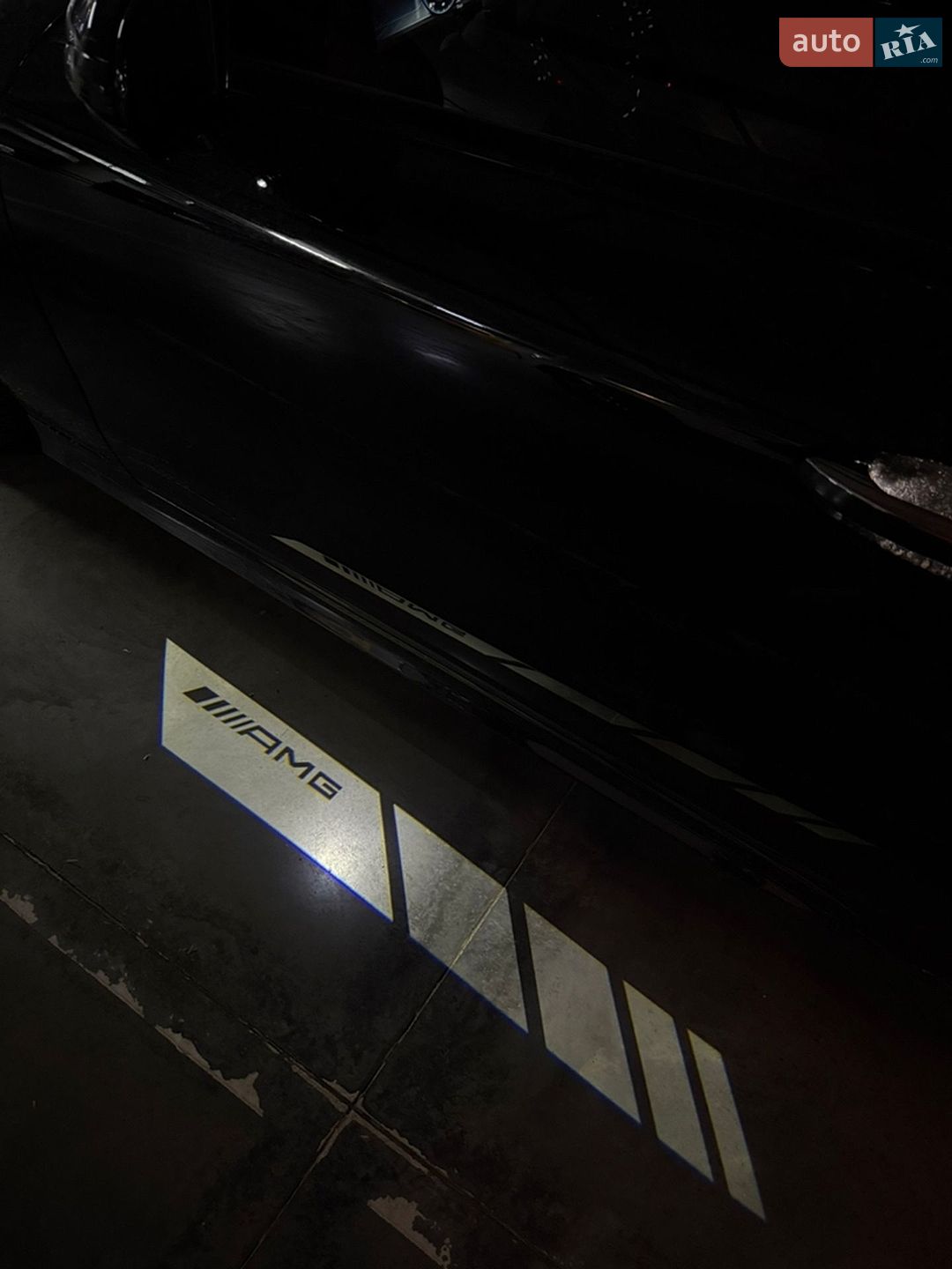 Mercedes-Benz E-Class 2019 VIN WDD1J6HB2KF109172 фото оголошення 39 з 44