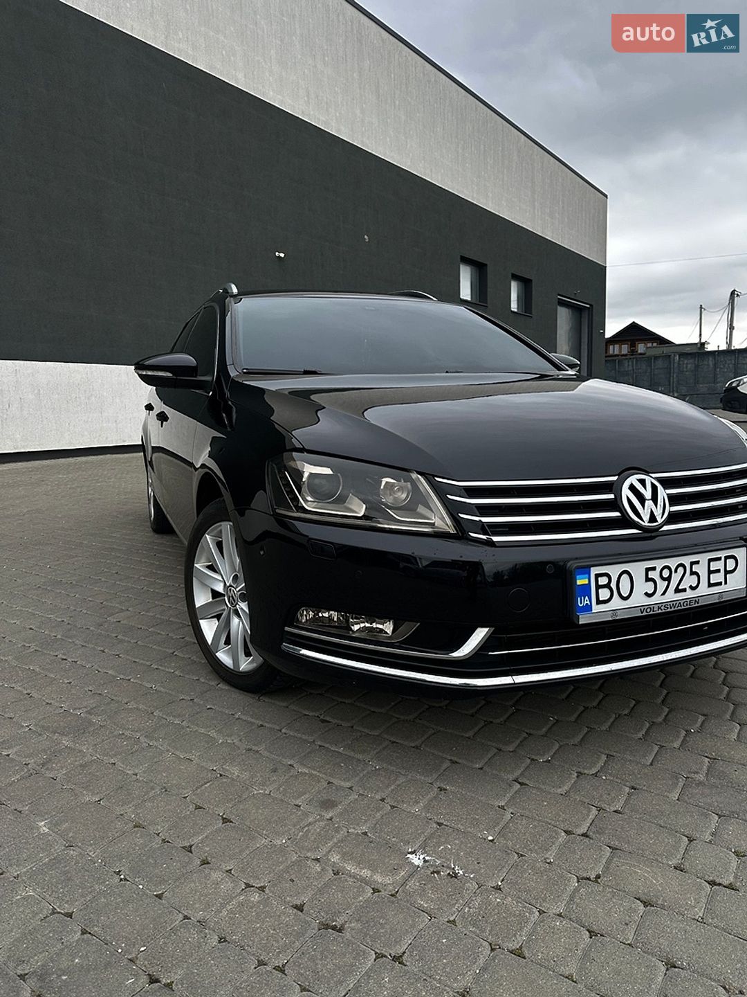 Volkswagen Passat 2011 VIN WVWZZZ3CZCE024804 фото оголошення 2 з 11