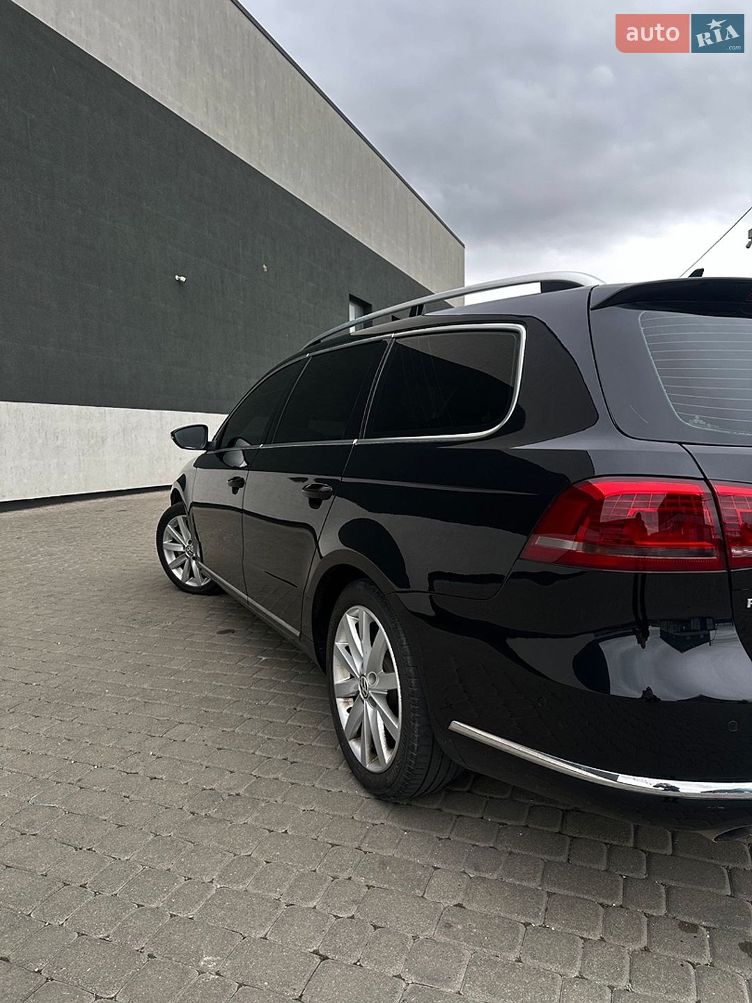 Volkswagen Passat 2011 VIN WVWZZZ3CZCE024804 фото оголошення 3 з 11