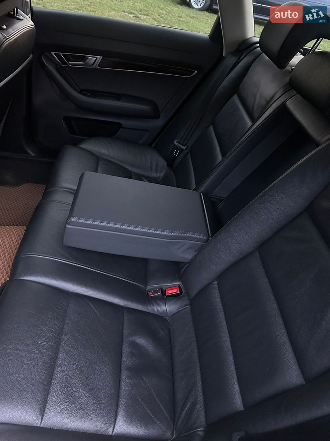 Audi A6 Allroad 2010 VIN WAUZZZ4F4BN038432 фото оголошення 7 з 17