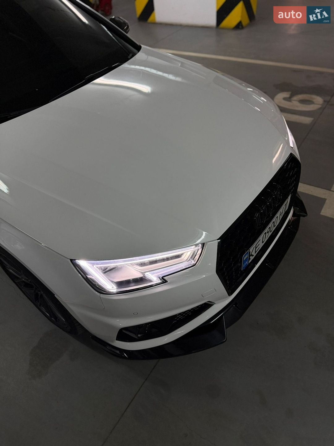 Audi A4 2019 VIN WAUENAF4XKA116324 фото оголошення 11 з 22
