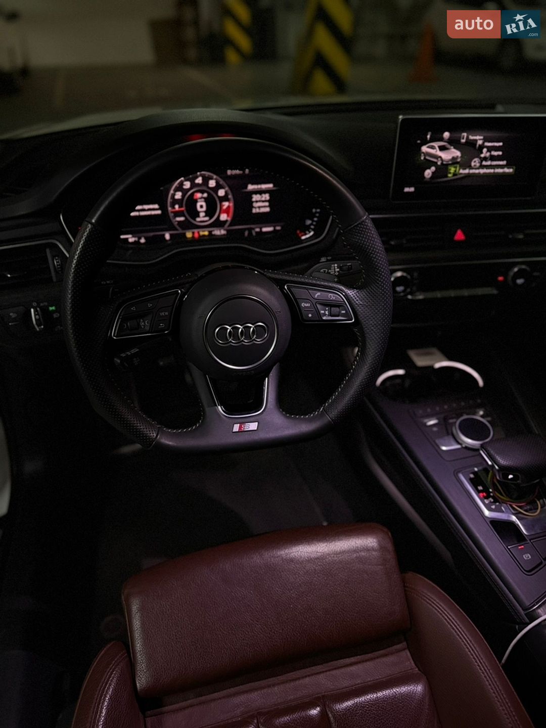 Audi A4 2019 VIN WAUENAF4XKA116324 фото оголошення 21 з 22