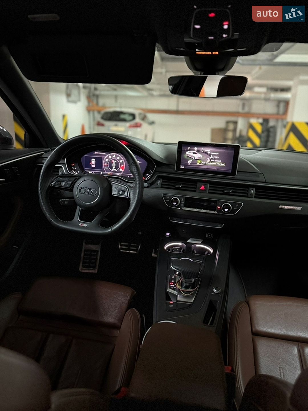 Audi A4 2019 VIN WAUENAF4XKA116324 фото оголошення 20 з 22