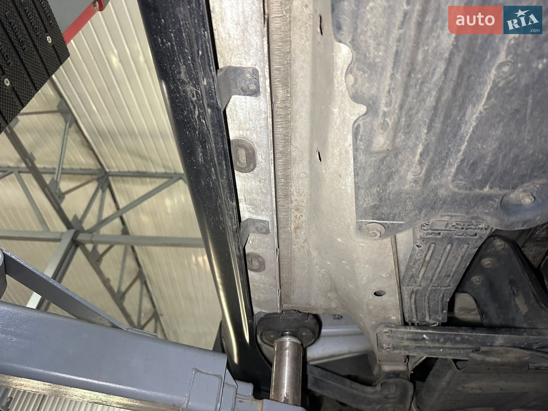 Jeep Grand Cherokee 2013 VIN 1C4RJFAM1EC212985 фото оголошення 56 з 59