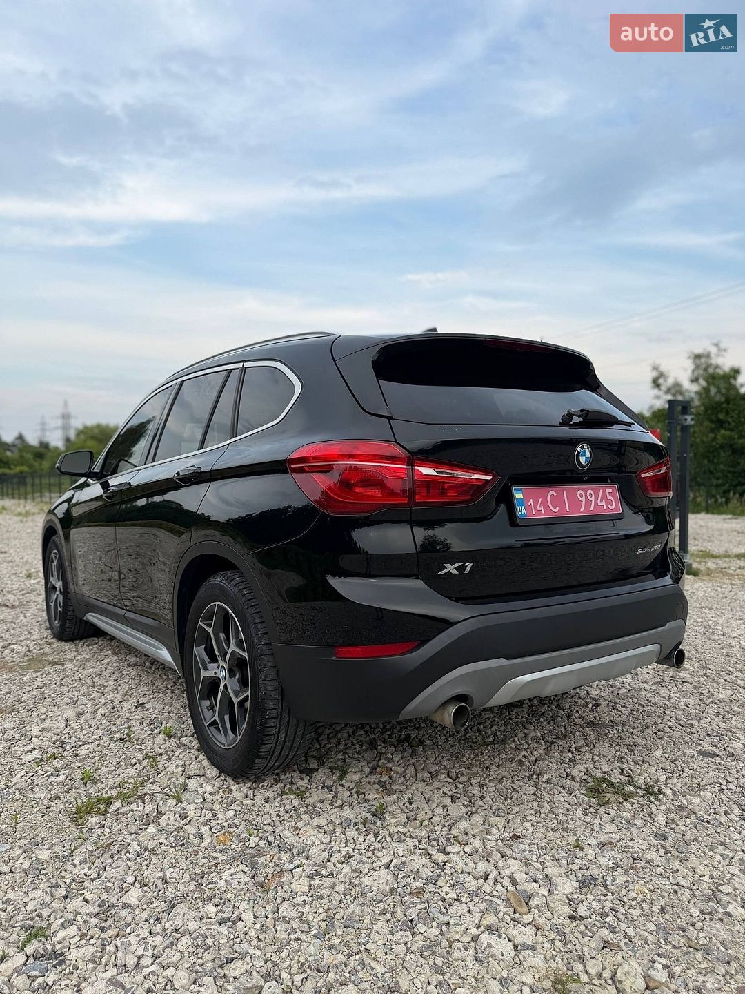 BMW X1 2018 VIN WBXHU7C30J3H43530 фото оголошення 7 з 17