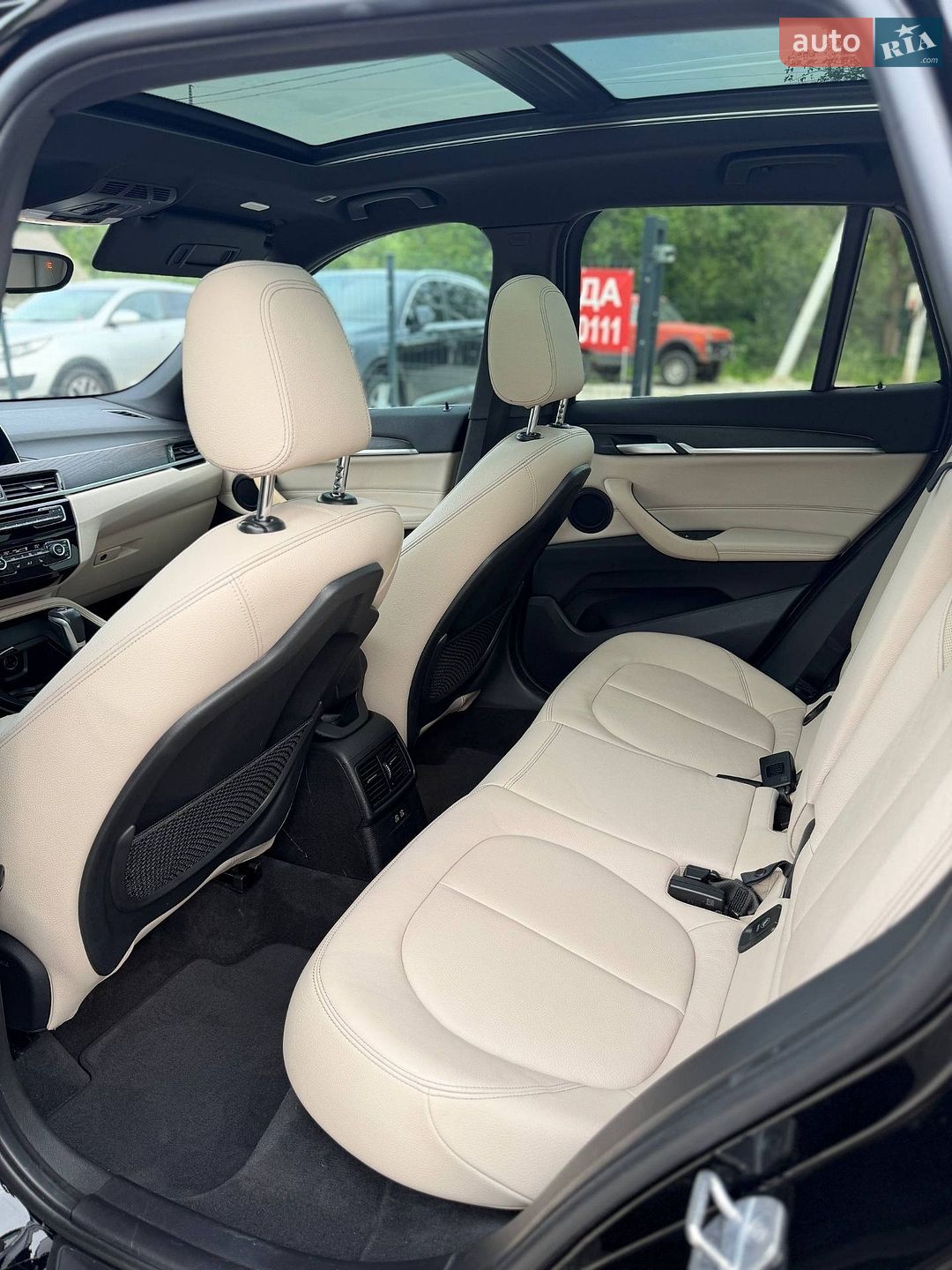 BMW X1 2018 VIN WBXHU7C30J3H43530 фото оголошення 11 з 17
