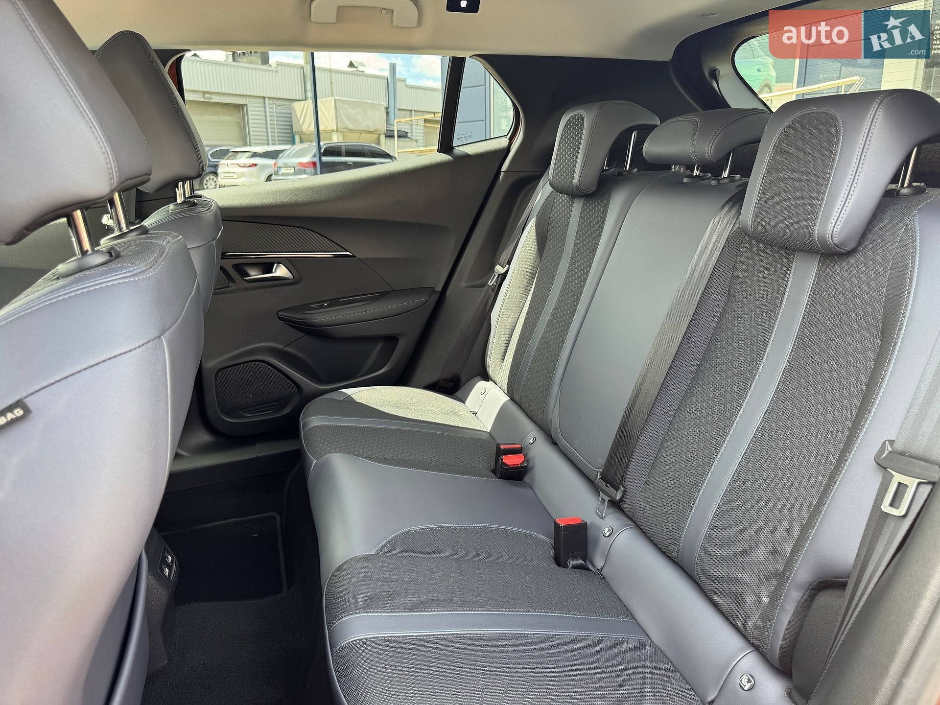 Peugeot 2008 2020 VIN VR3UDYHZRLJ602682 фото оголошення 28 з 42