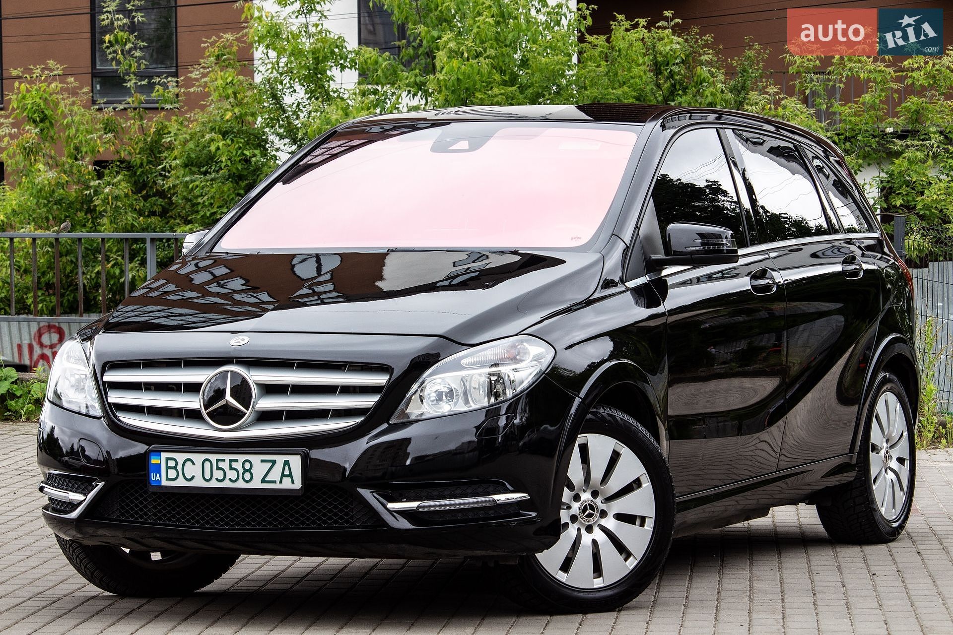 Mercedes-Benz B-Class 2017 VIN WDDVP9AB4HJ016039 фото оголошення 14 з 66