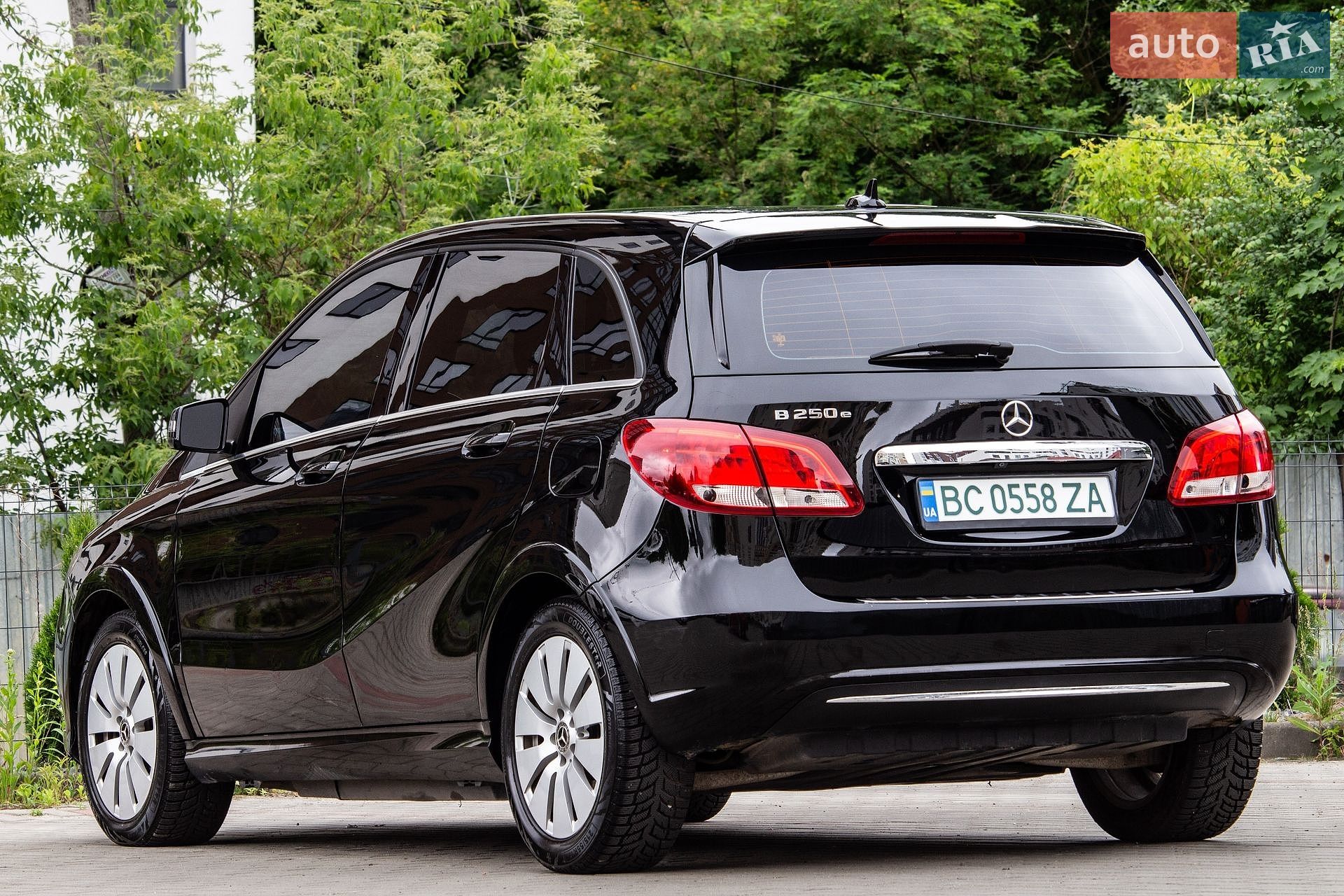 Mercedes-Benz B-Class 2017 VIN WDDVP9AB4HJ016039 фото оголошення 24 з 66