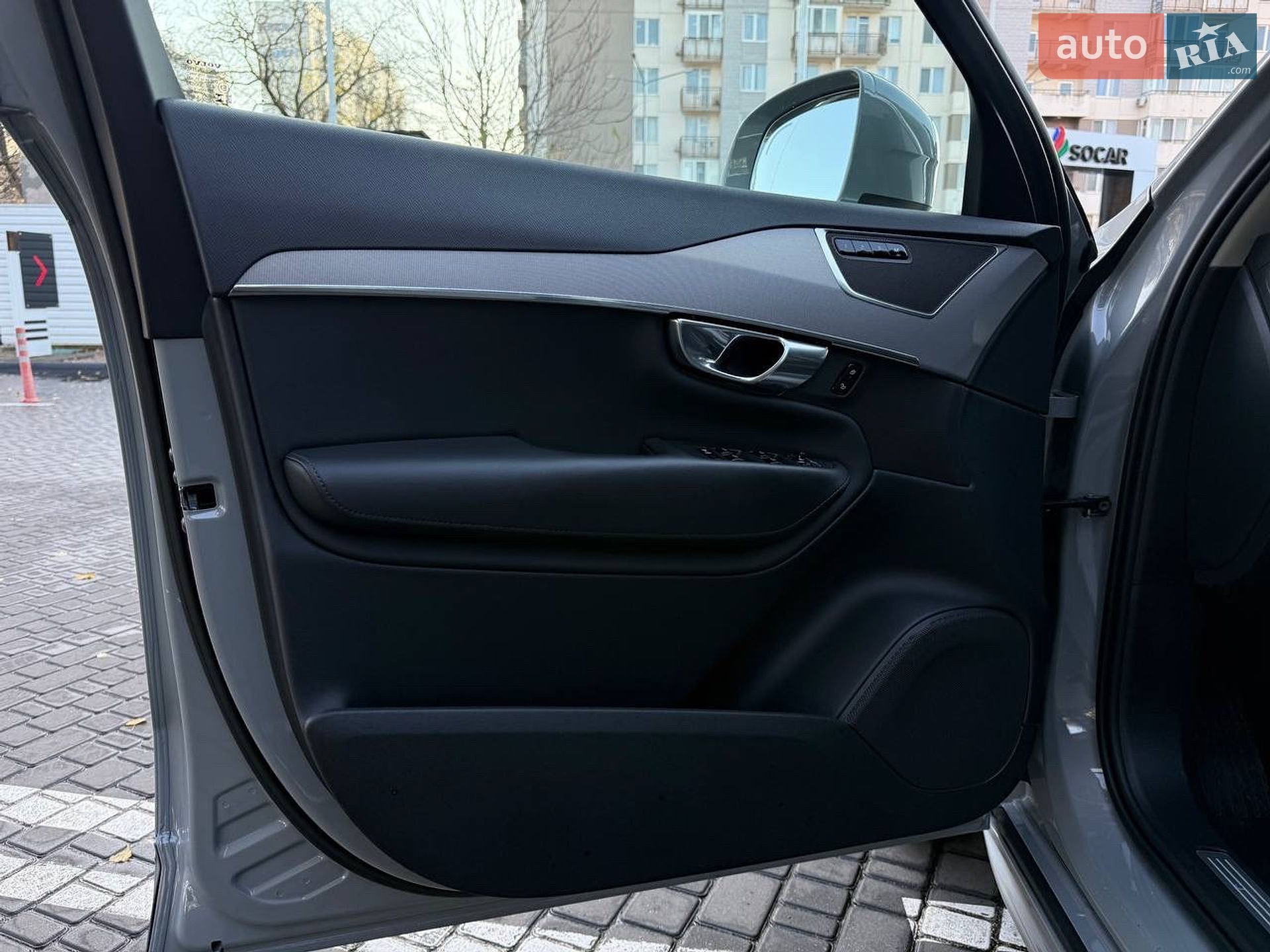 Volvo XC90 2024 VIN YV1LFM1V5S1310150 фото оголошення 12 з 39