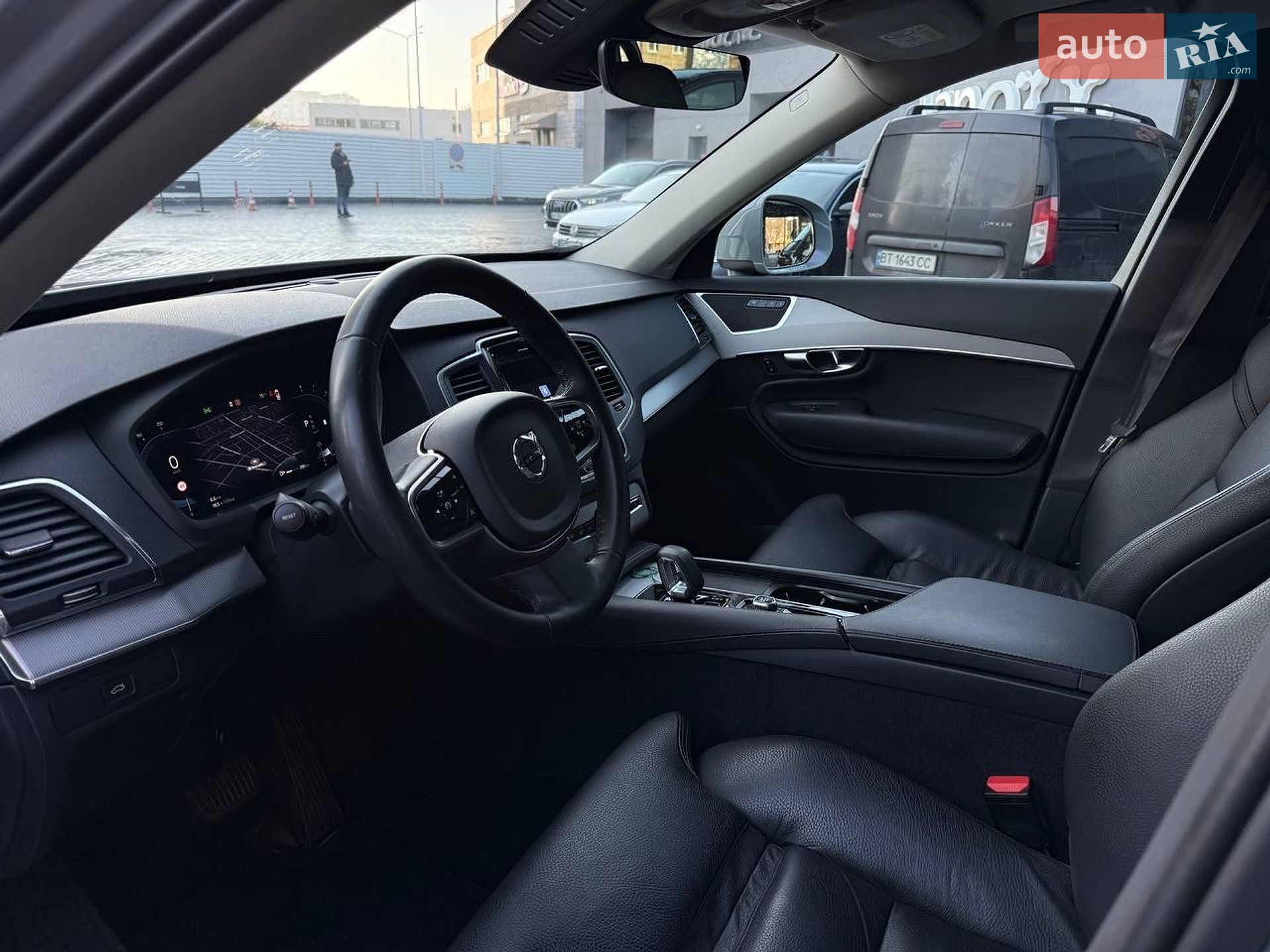 Volvo XC90 2024 VIN YV1LFM1V5S1310150 фото оголошення 19 з 39