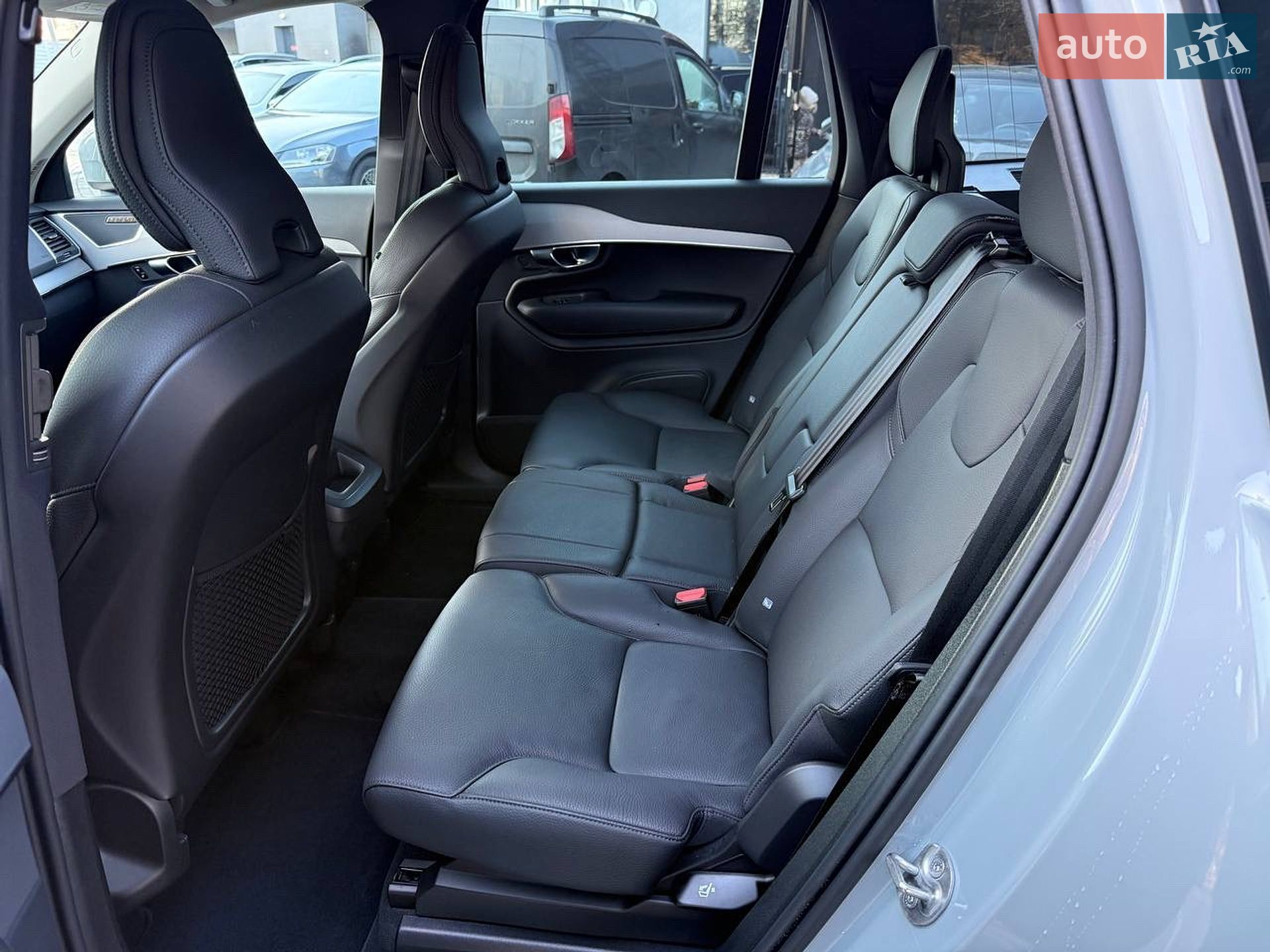 Volvo XC90 2024 VIN YV1LFM1V5S1310150 фото оголошення 20 з 39