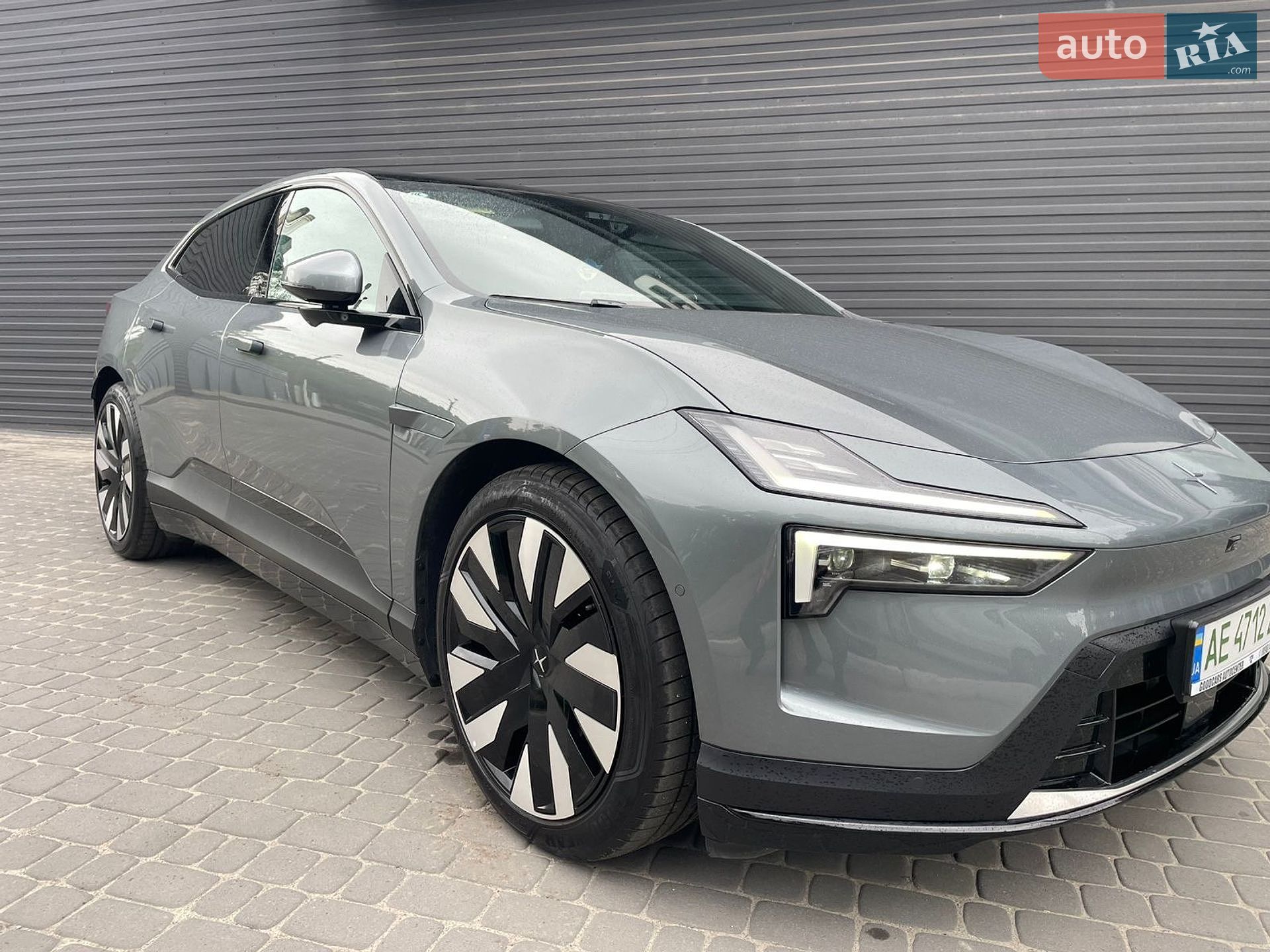 Polestar 4 2023 VIN L6T79P2N3PP104832 фото оголошення 38 з 39