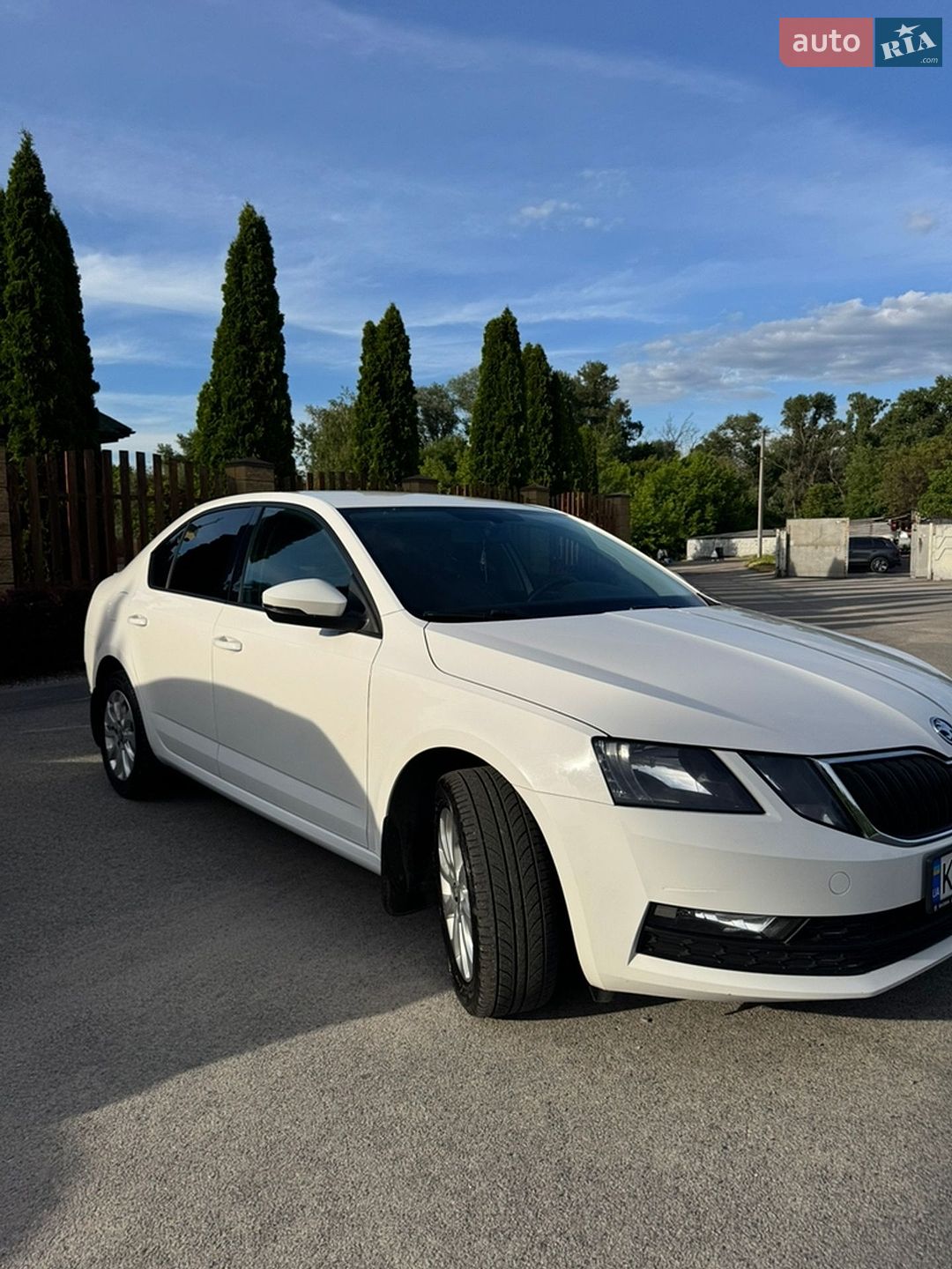 Skoda Octavia 2018 VIN TMBAC2NE2JB008666 фото оголошення 4 з 24