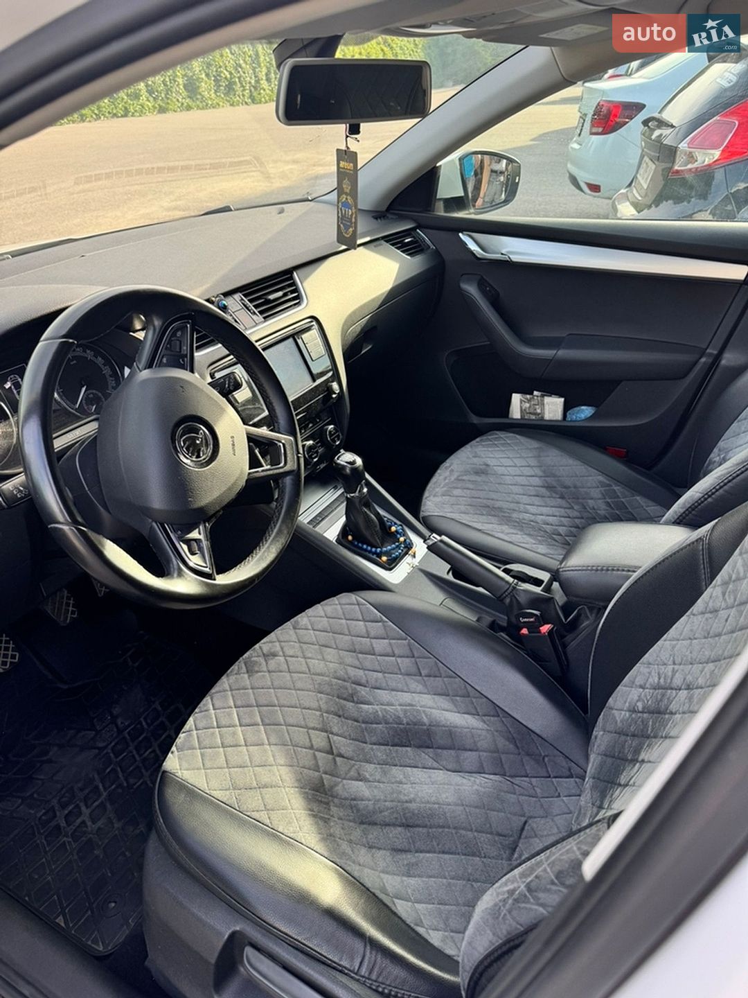 Skoda Octavia 2018 VIN TMBAC2NE2JB008666 фото оголошення 14 з 24