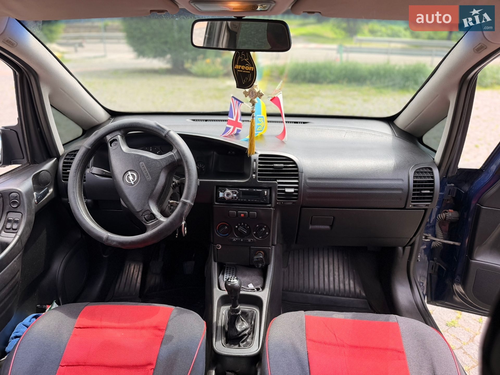Opel Zafira 2003 VIN W0L0TGF7532101322 фото оголошення 4 з 10