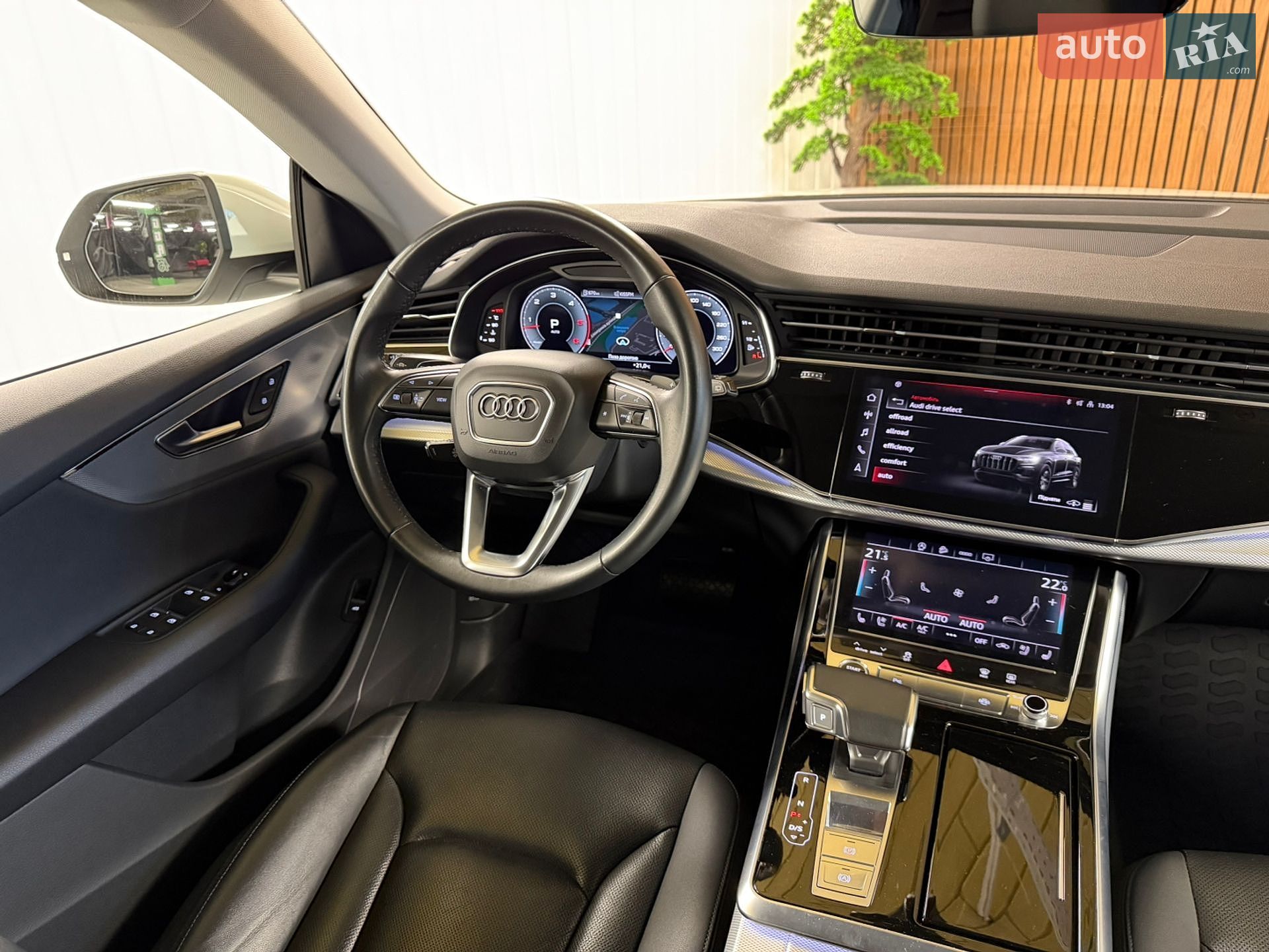 Audi Q8 2020 VIN WAUZZZF10MD012629 фото оголошення 41 з 54